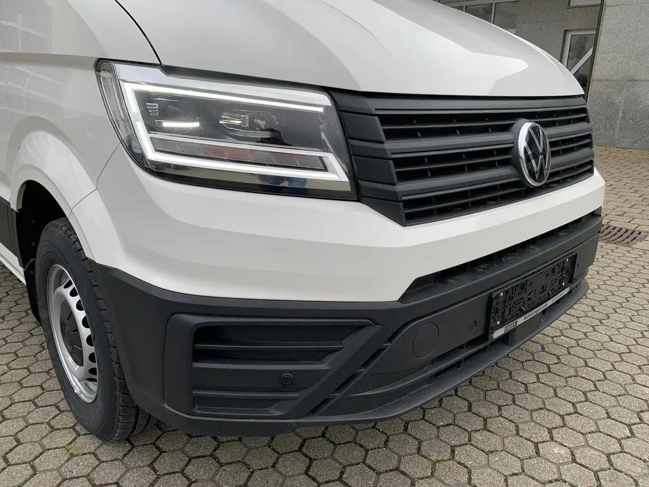 Volkswagen Crafter VW Crafter 35 DoKa MR L3 AHK LED 2+3Garantie 7-Sit 4