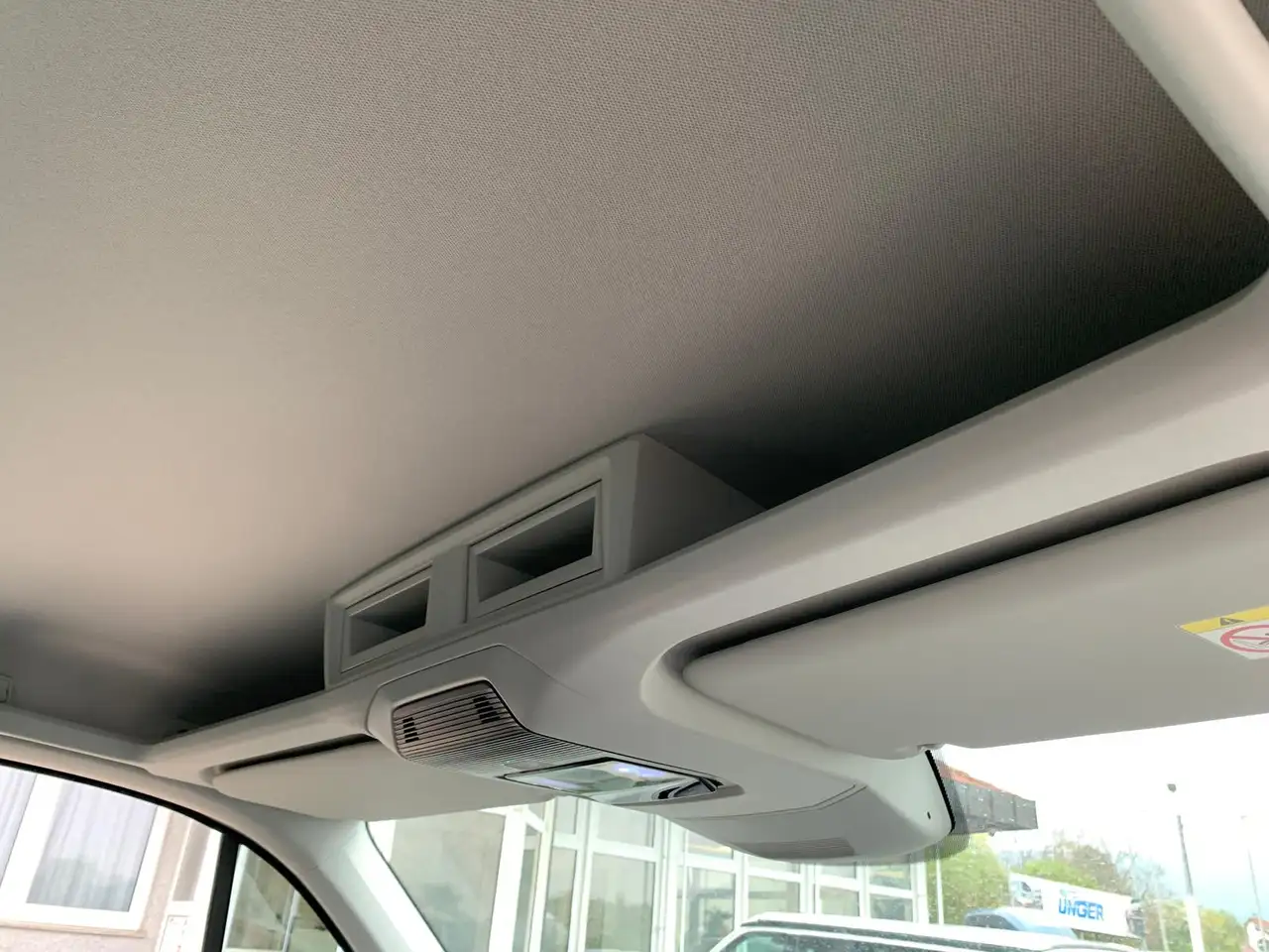 Volkswagen Crafter VW Crafter 35 DoKa MR L3 AHK LED 2+3Garantie 7-Sit 15