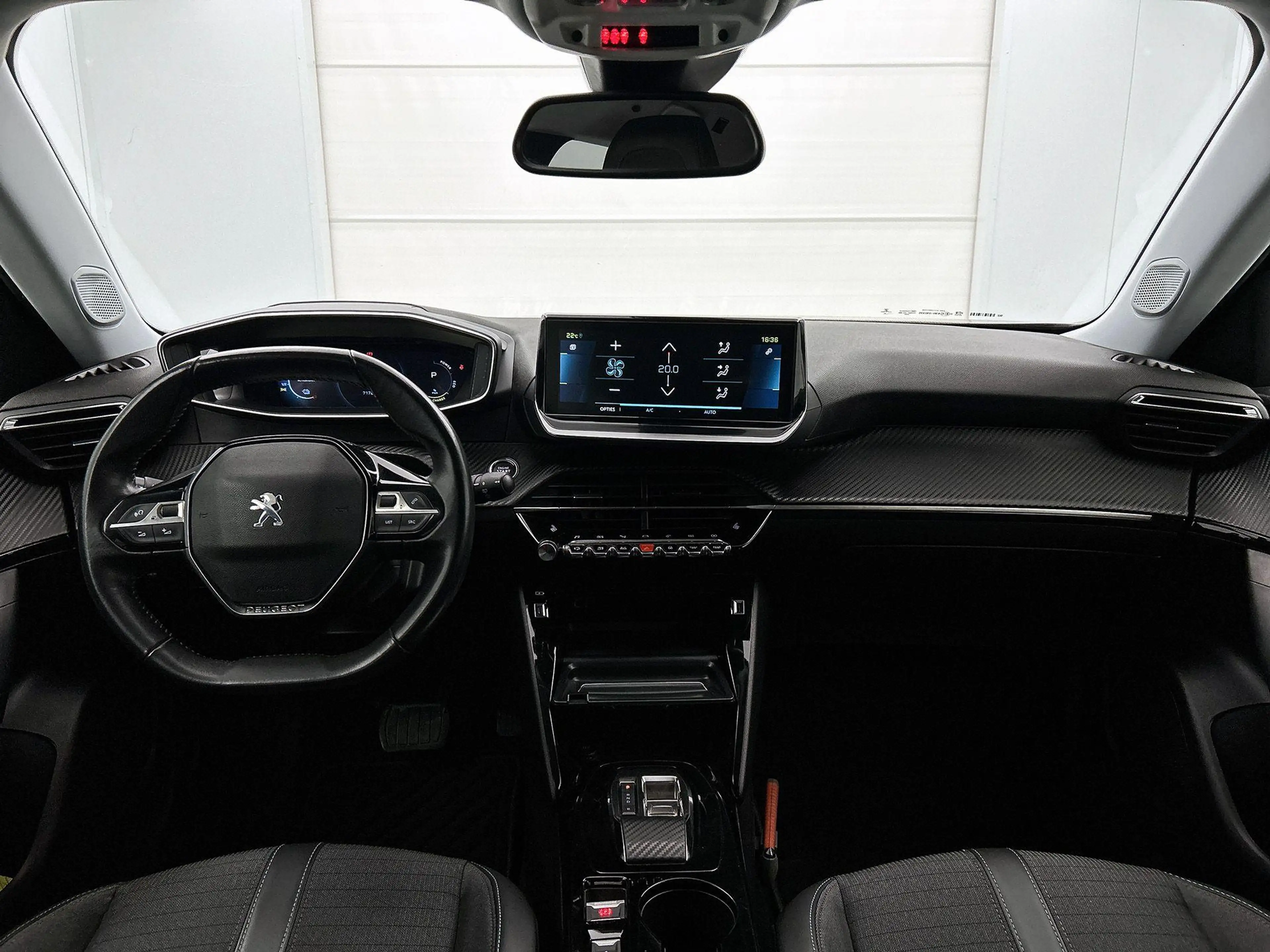 Peugeot e-2008 EV Allure Pack 50 kWh | SOH 92,8% | Automaat | Sto — photo 11