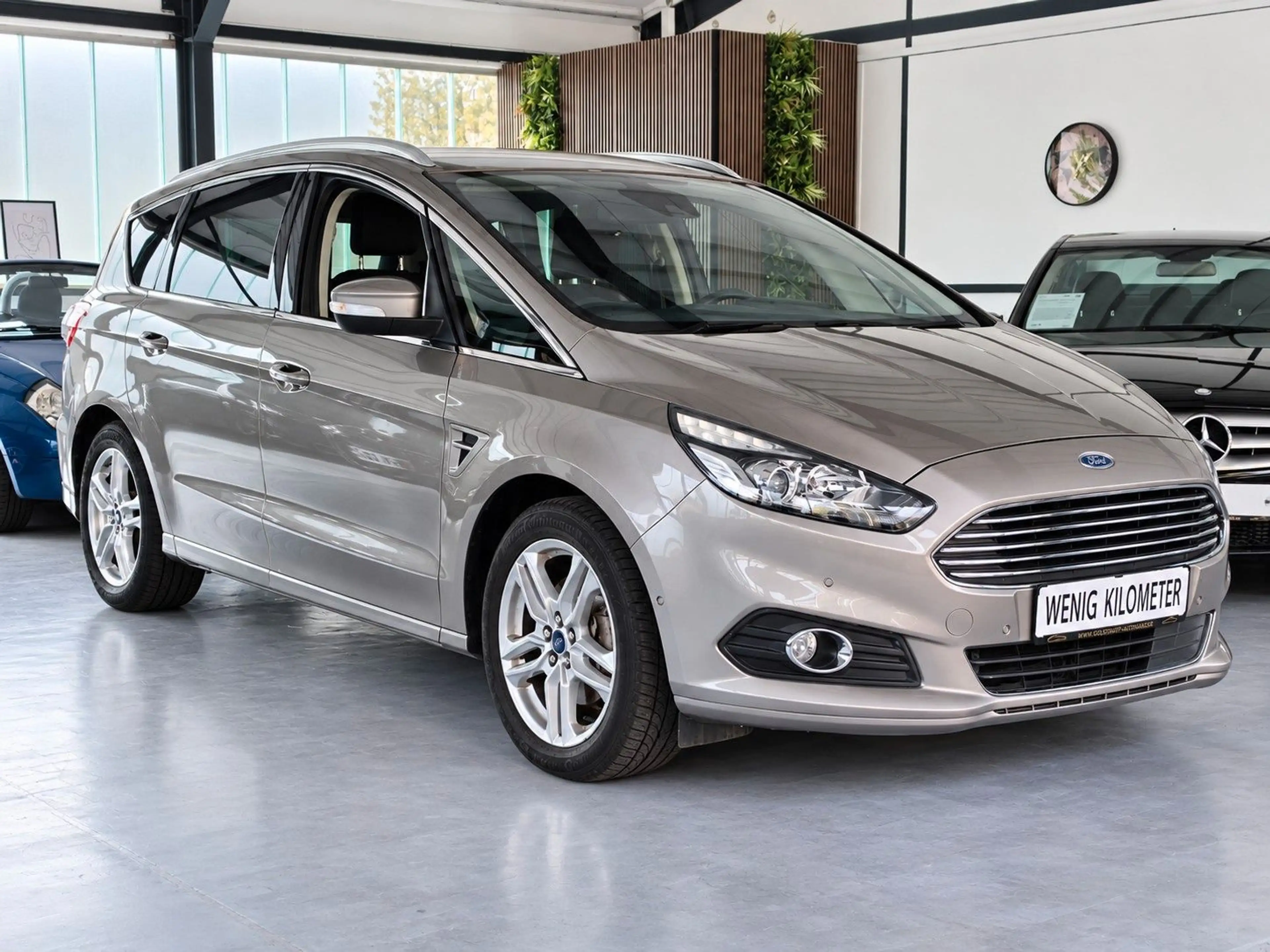 Ford S-Max S-MAX Titanium 7.SITZER*AHK*TEMPOMAT*SHZ*NAVIE — photo 3