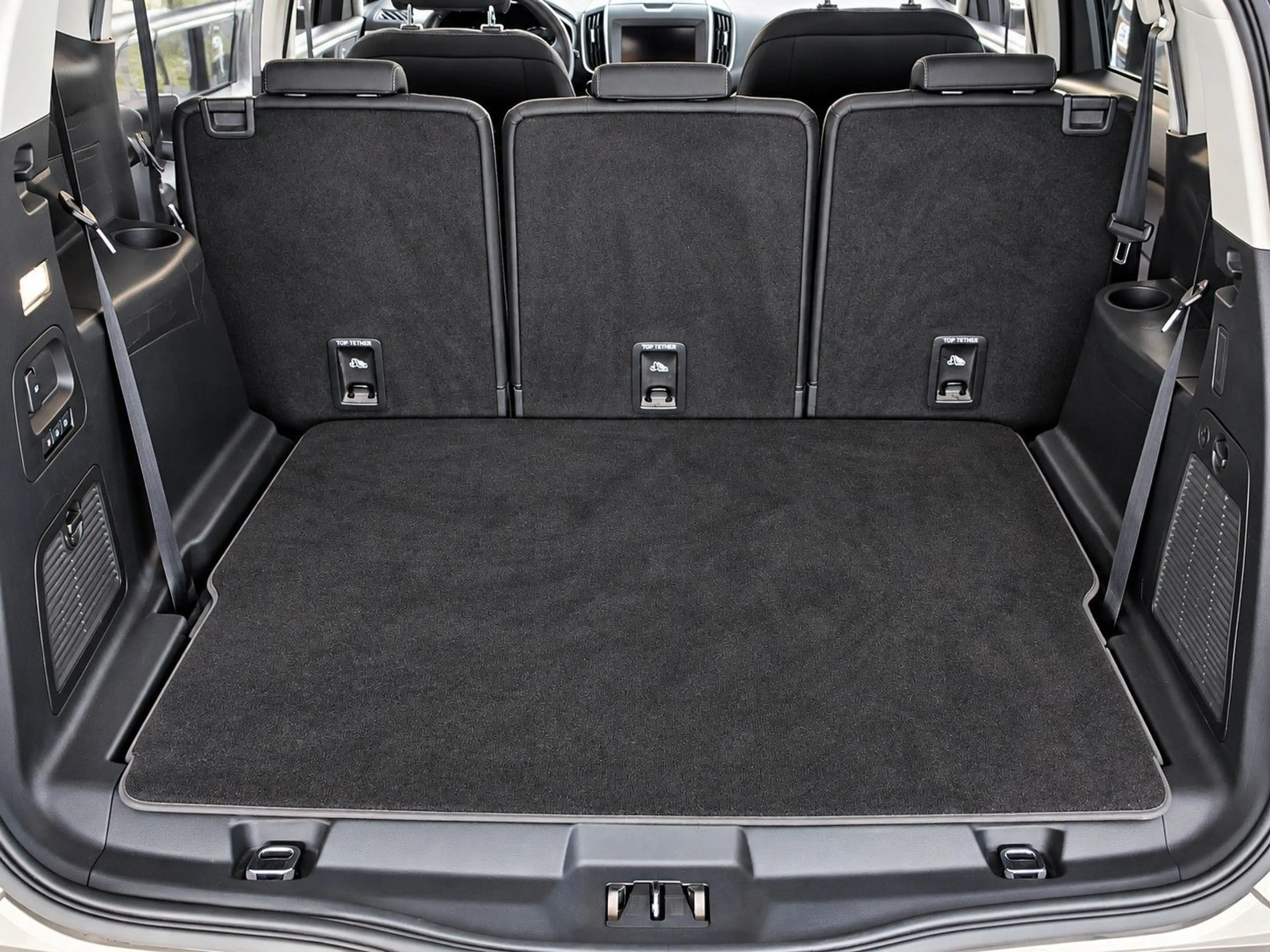 Ford S-Max S-MAX Titanium 7.SITZER*AHK*TEMPOMAT*SHZ*NAVIE — photo 14
