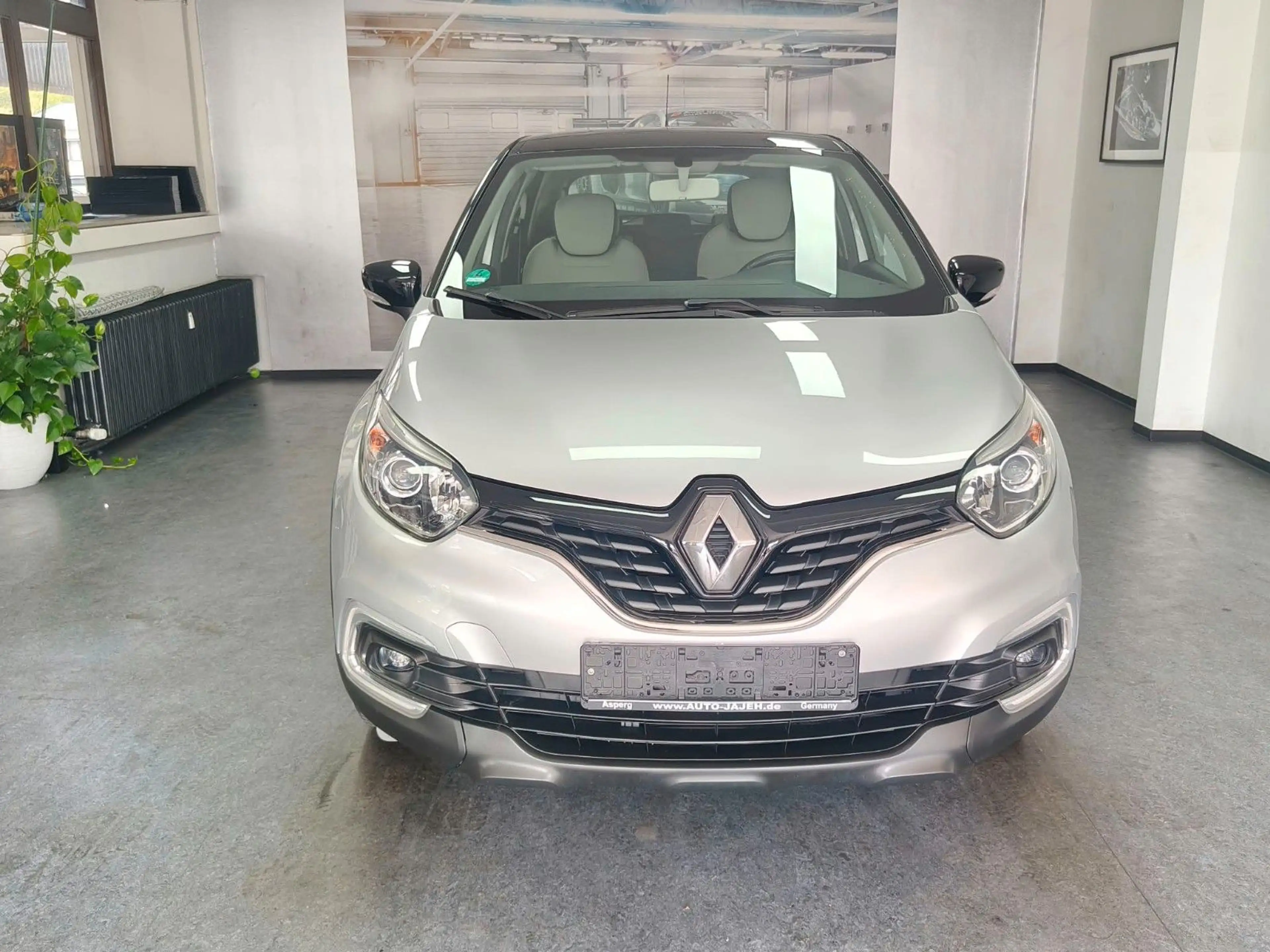 Renault Captur ENERGY dCi 90 Experience TÜV 09/2028 — photo 4