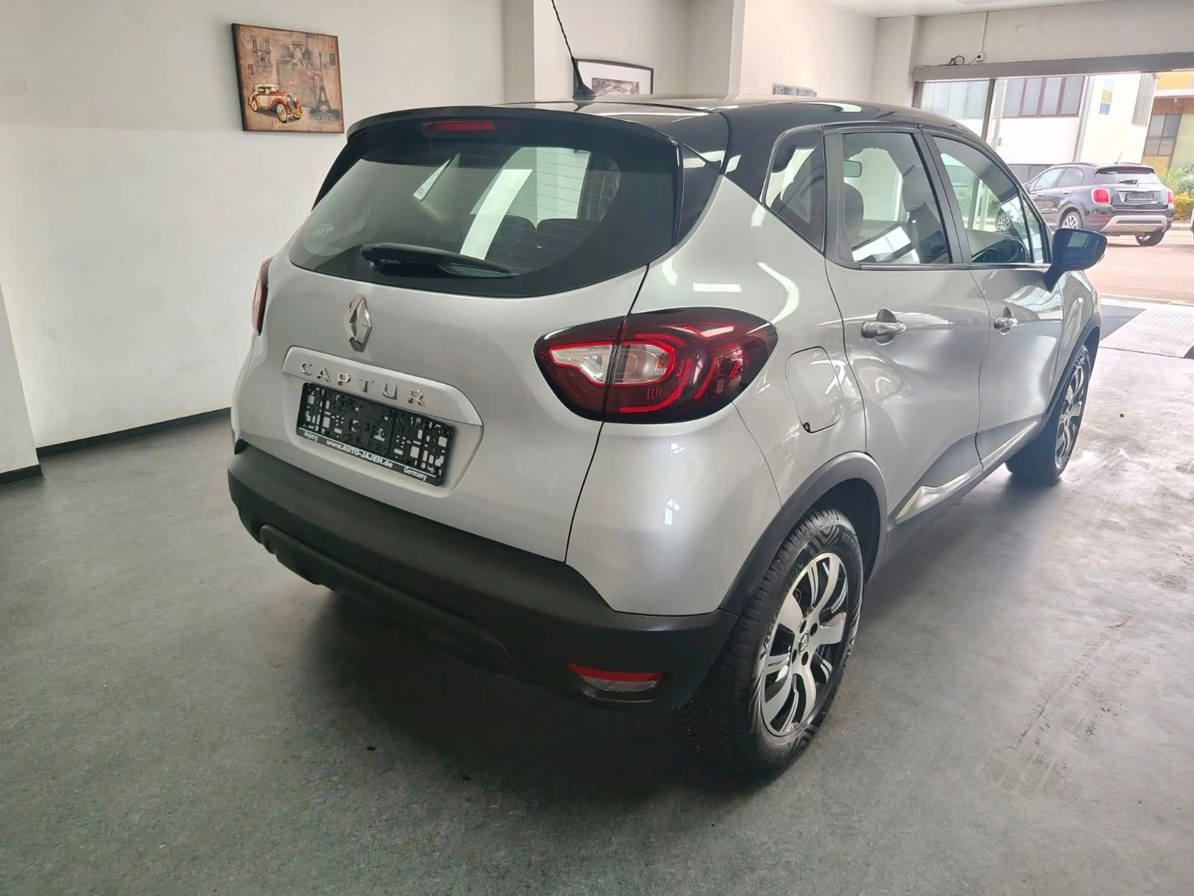 Renault Captur ENERGY dCi 90 Experience TÜV 09/2028 — photo 6