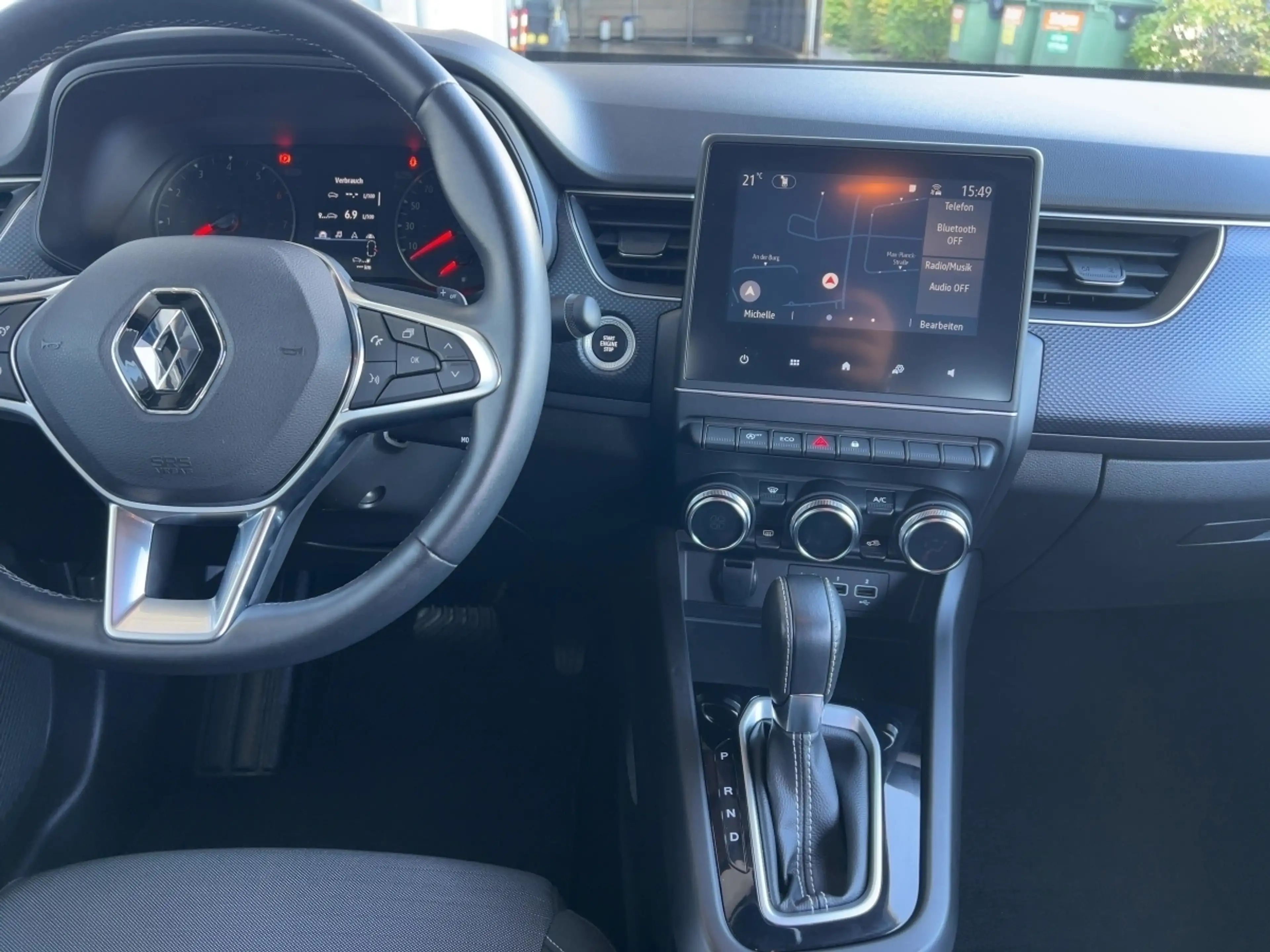 Renault Arkana ZEN TCe 140 EDC — photo 12
