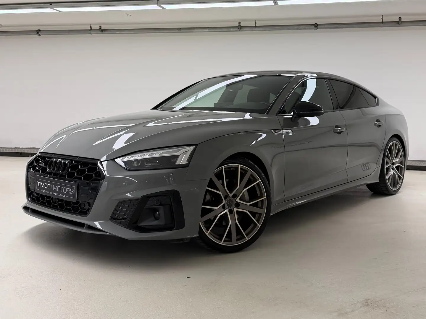Audi A5 A5 SB 40 TDI S-line S-tronic S-line Grau - 1