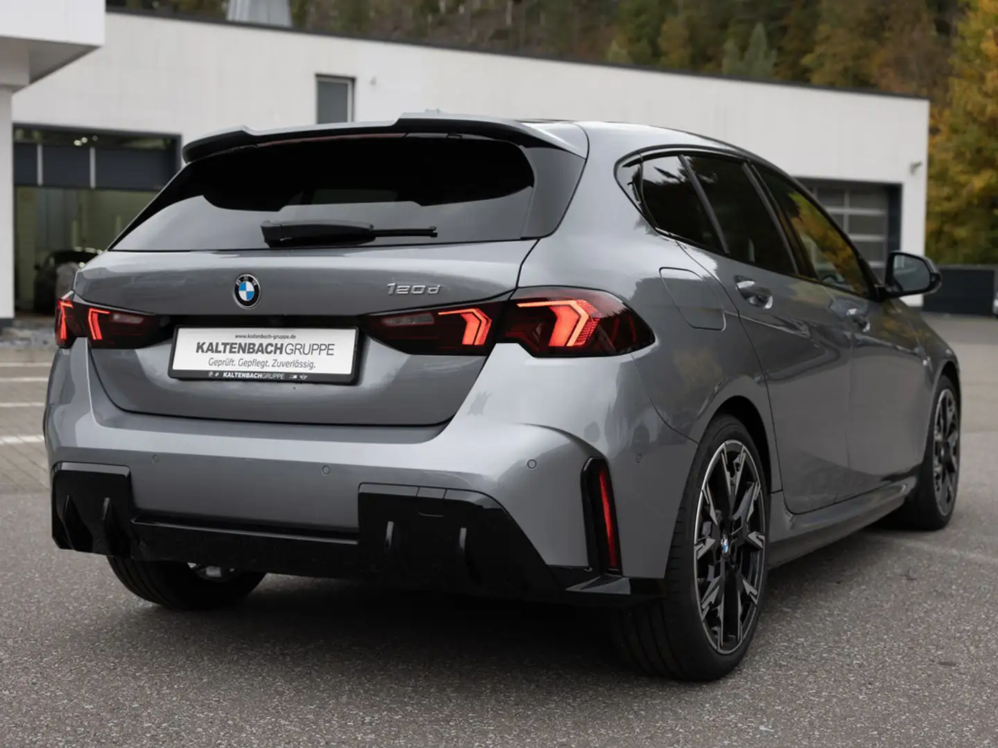 BMW 120 d M-Sport Pro 360° PANO HUD NAVI H/K LED Grigio - 2