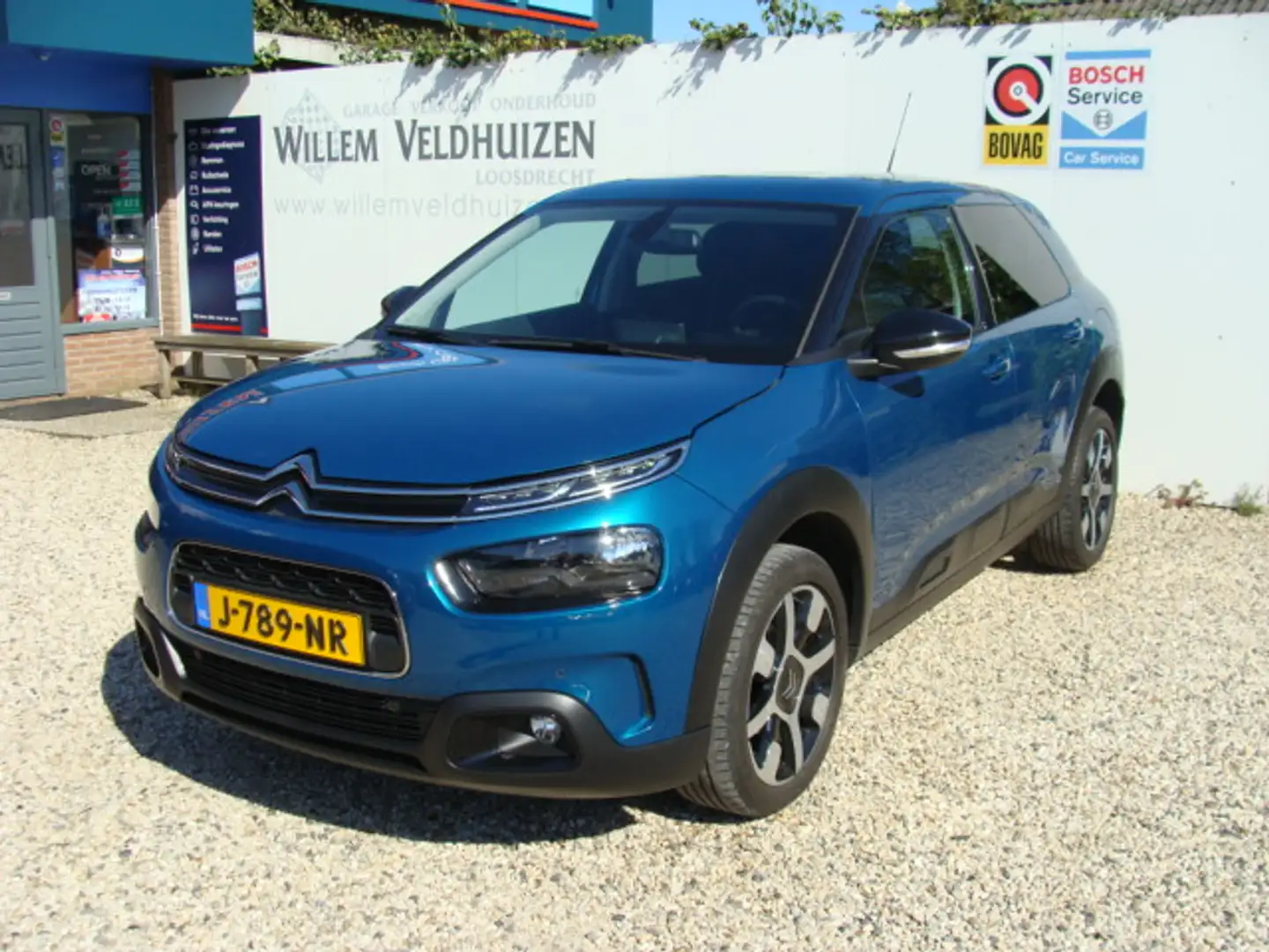 Citroen C4 Cactus 1.2 PureTech automaat Shine Bleu - 1