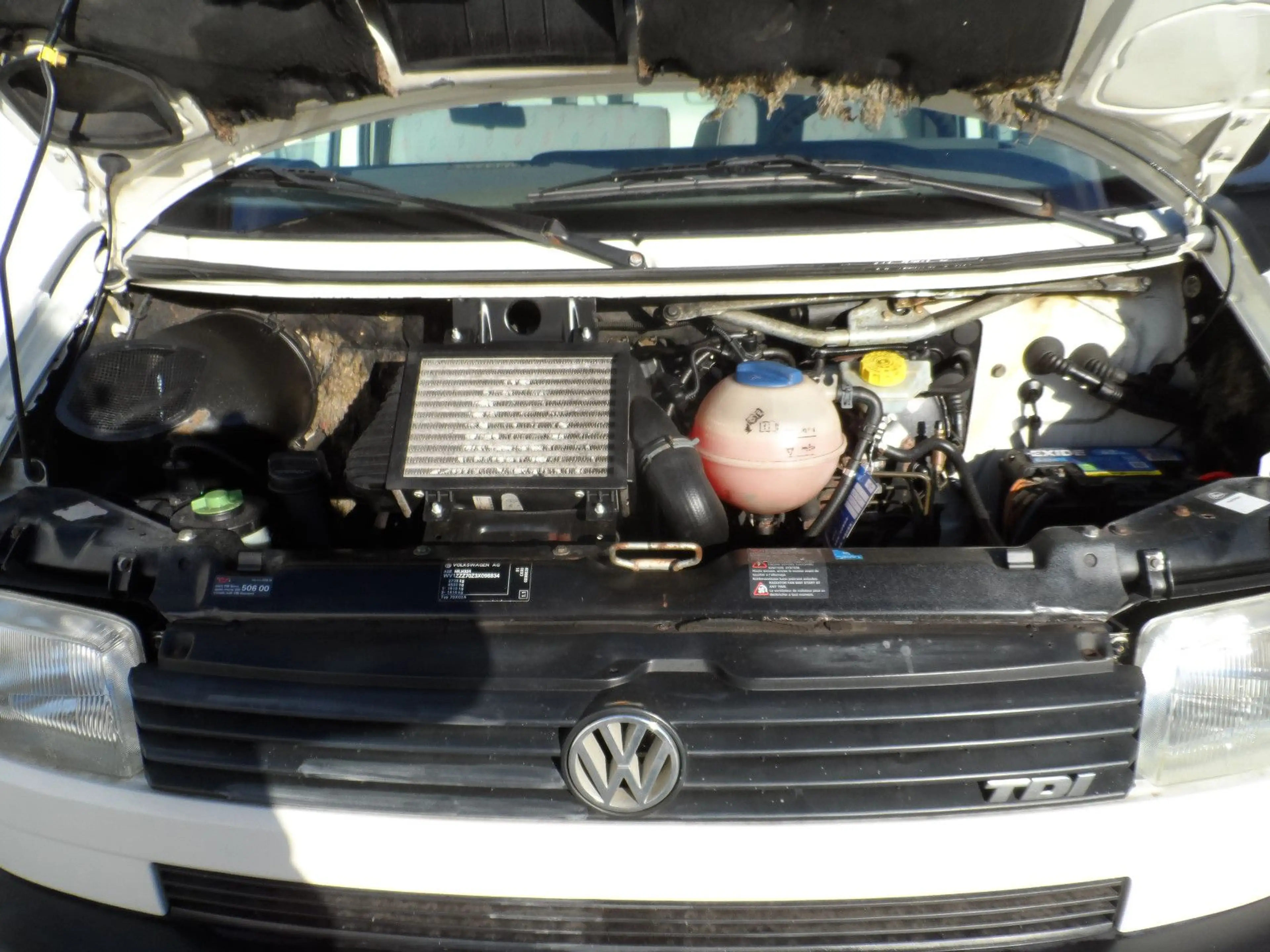 Volkswagen T4 Kasten lang TDI Raptorlack ABS Doppelairbag — photo 8