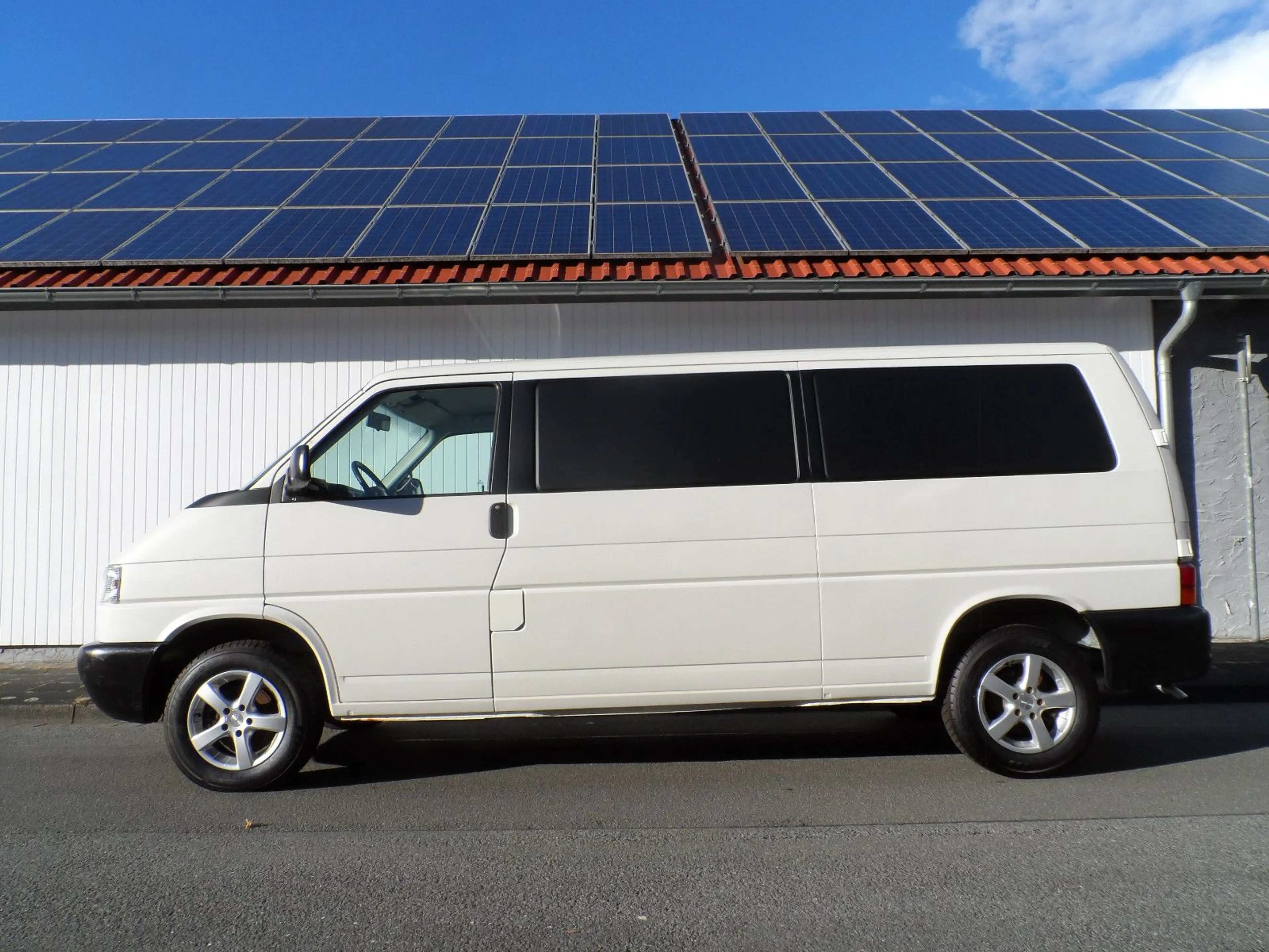 Volkswagen T4 Kasten lang TDI Raptorlack ABS Doppelairbag — photo 5