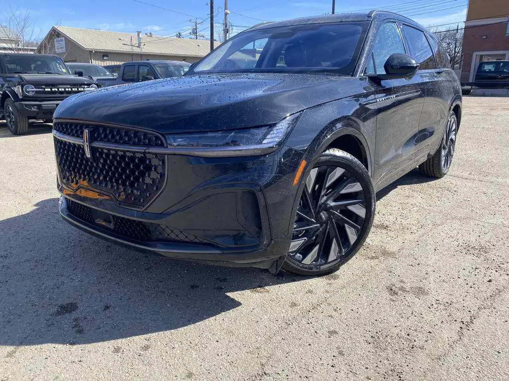 2026 Lincoln Nautilus Reserve | Co-Pilot 360 | Jet Appearance Pkg | Moon — photo 2