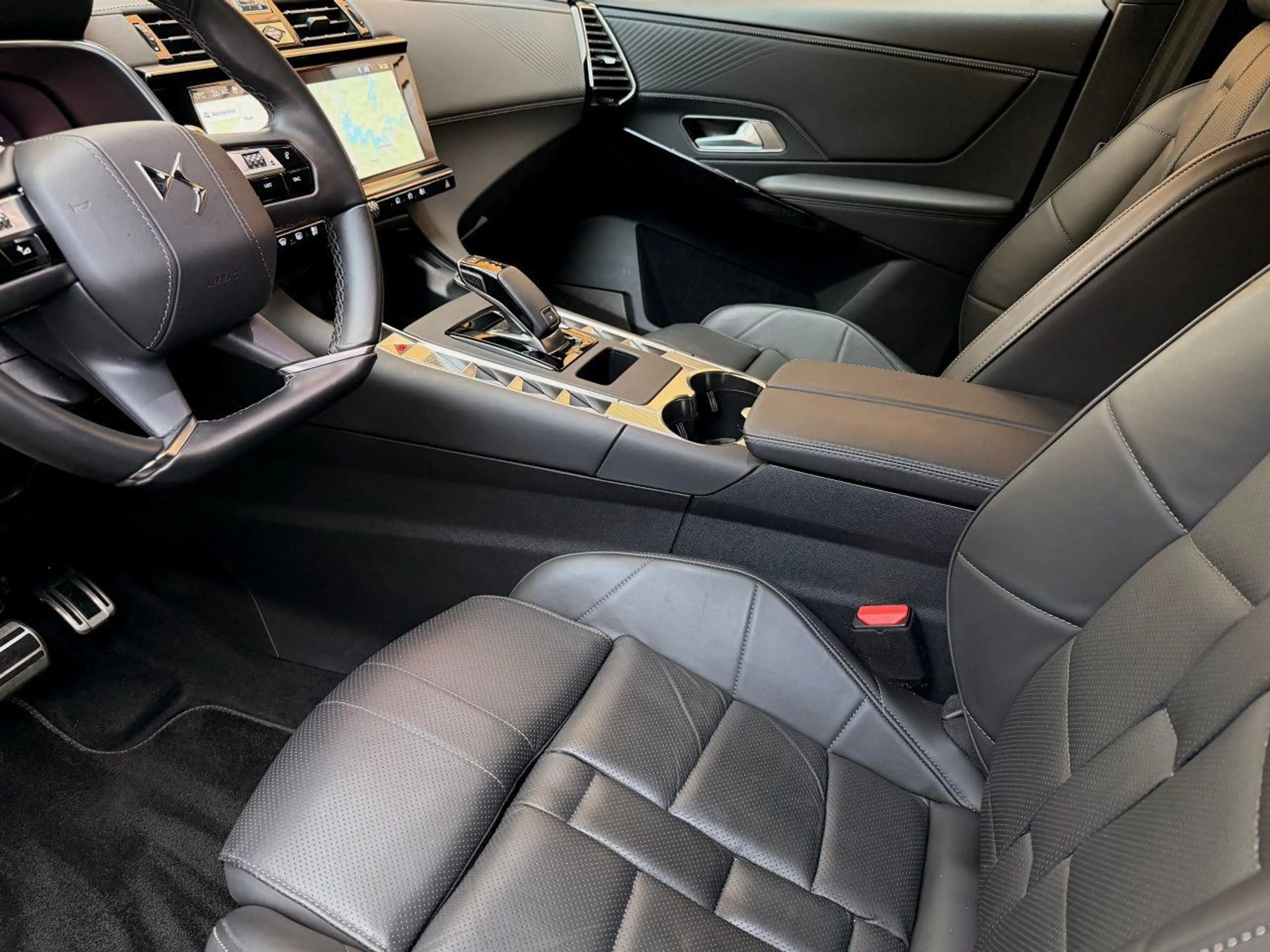 DS Automobiles DS 7 DS7 Etoile BlueHDI 130 EAT8 Pano,FocalNappa3,99% — photo 7