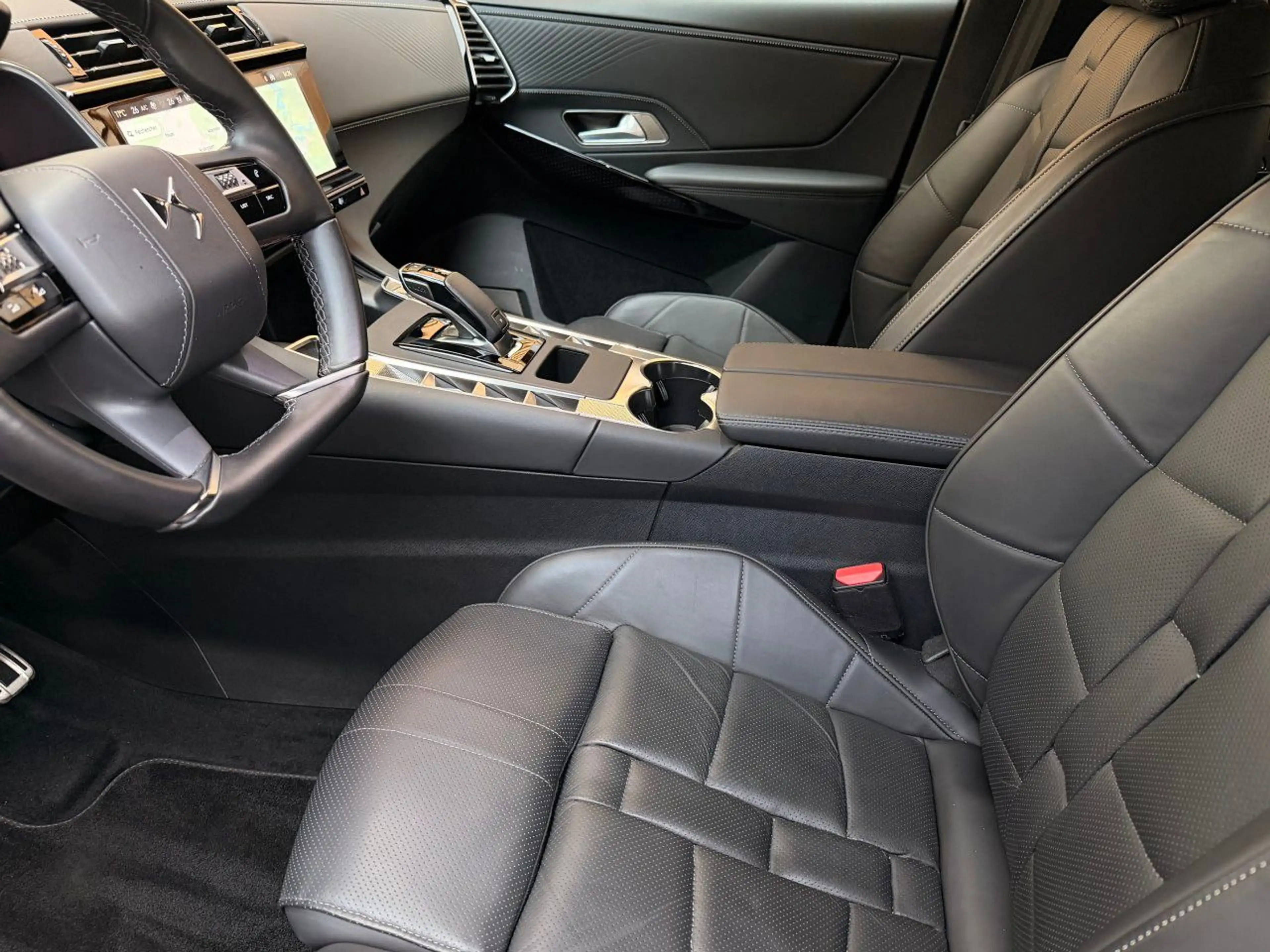 DS Automobiles DS 7 DS7 Etoile BlueHDI 130 EAT8 Pano,FocalNappa3,99% — photo 8