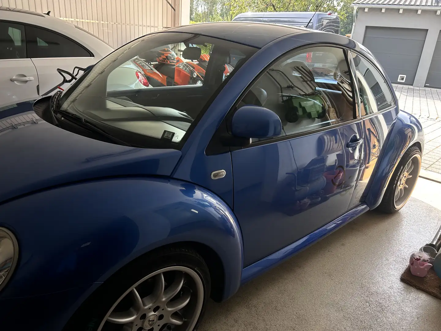 Volkswagen Beetle Синій - 1