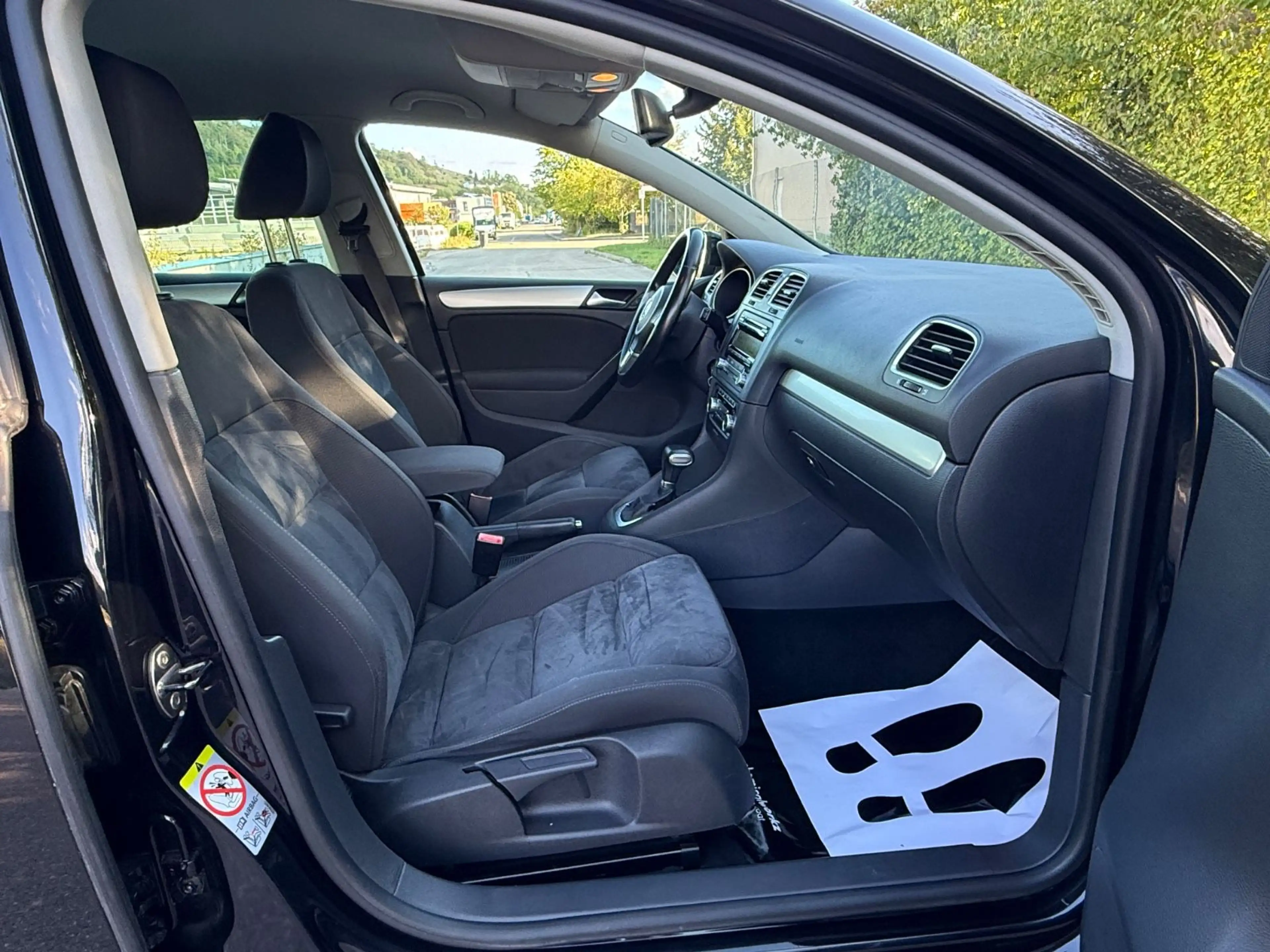 Volkswagen Golf Highline Klima PDC Automatik Tüv/Au 10.27 — photo 11