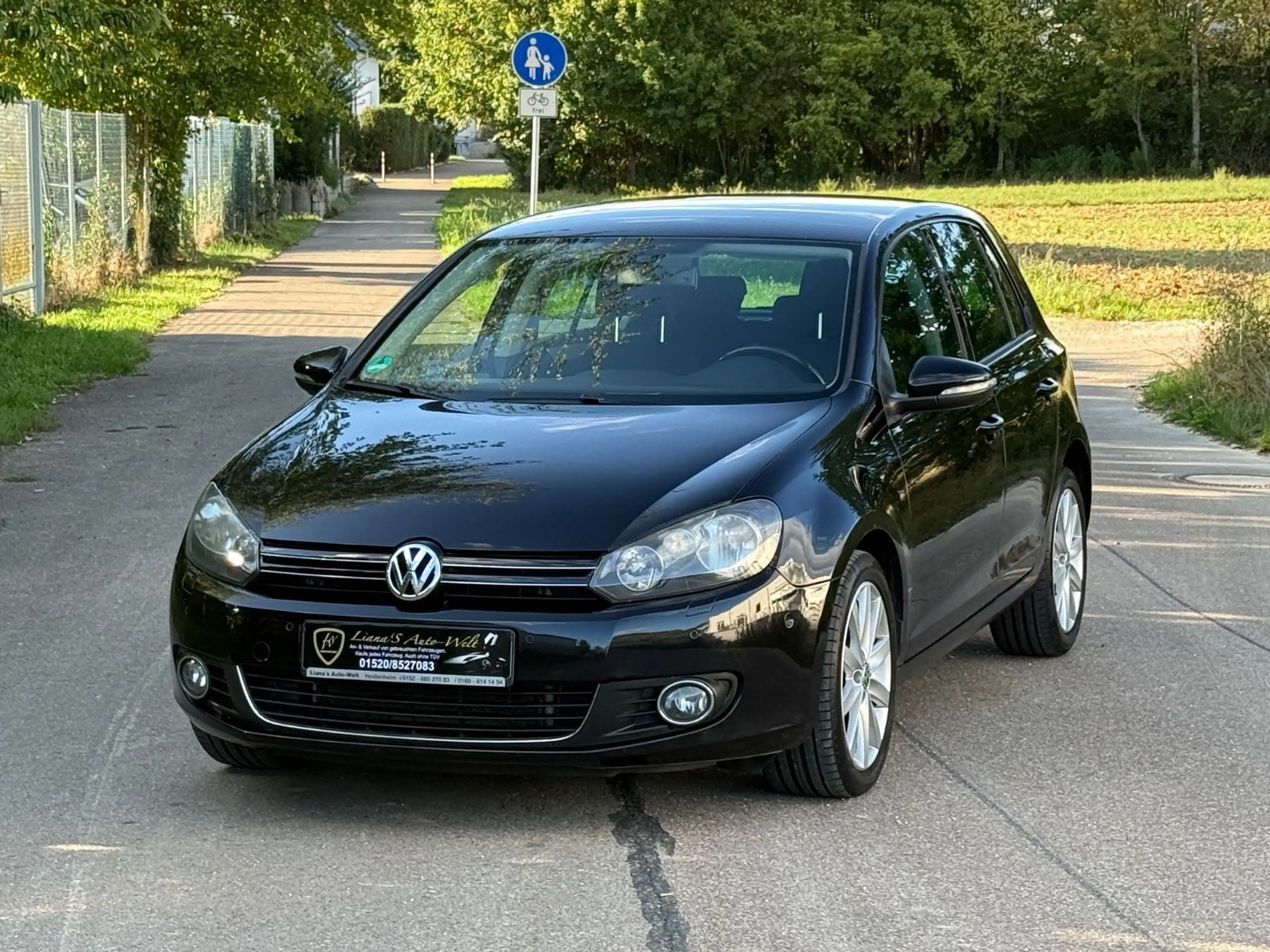 Volkswagen Golf Highline Klima PDC Automatik Tüv/Au 10.27 — photo 2