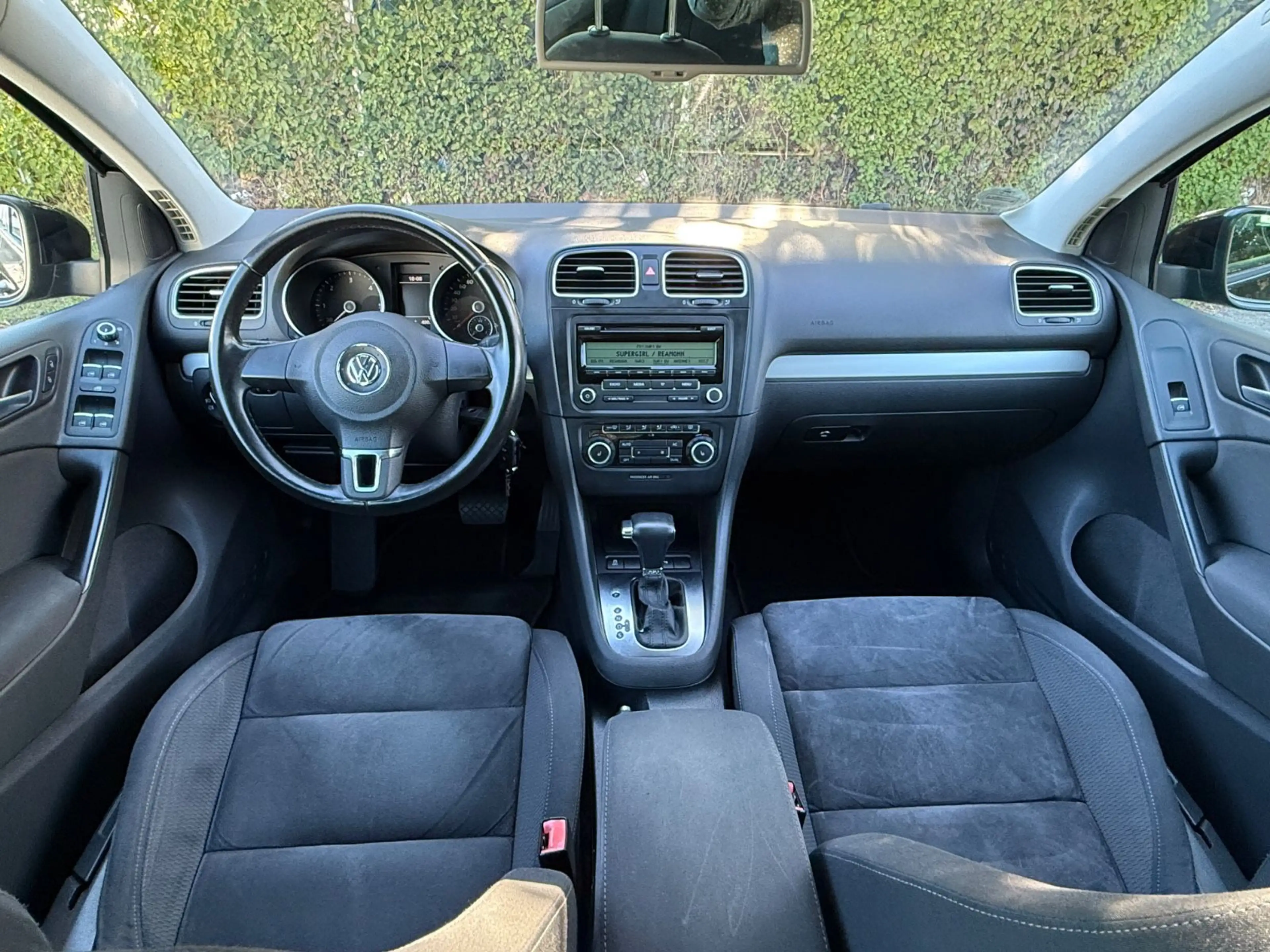 Volkswagen Golf Highline Klima PDC Automatik Tüv/Au 10.27 — photo 8