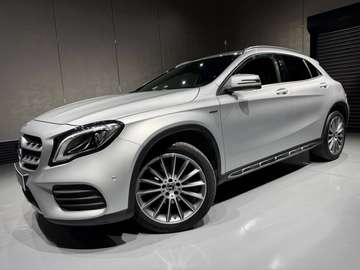 GLA 200 PACK AMG Business Solution FACELIFT//CAMERA//GPS//LED//XENON