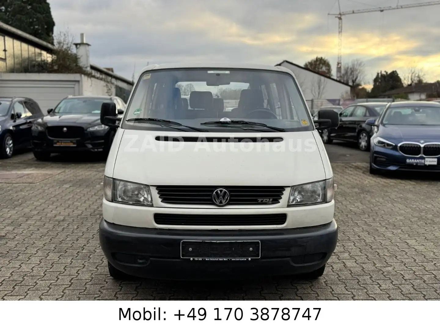 Volkswagen T4 Multivan *1HAND*AHK*9Sitze* Weiß - 2
