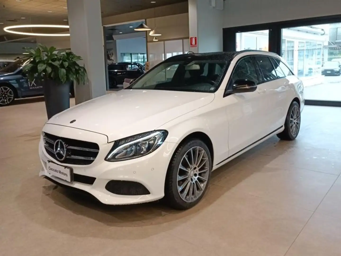Mercedes-Benz C 220 SW d (BT) Premium auto Fehér - 1