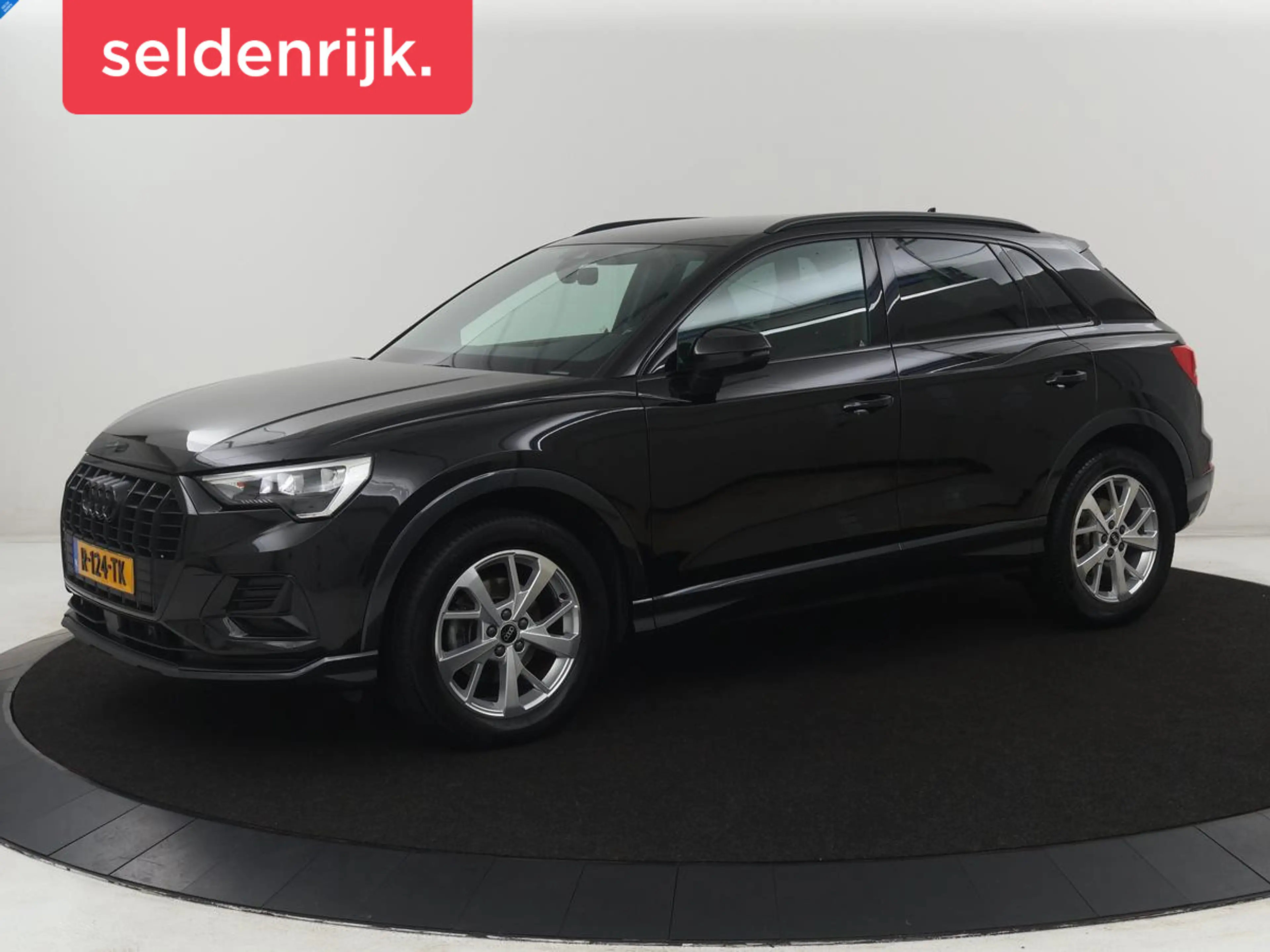 Audi Q3 35 TFSI S edition | Leder | Virtual Dashboard | Ca
