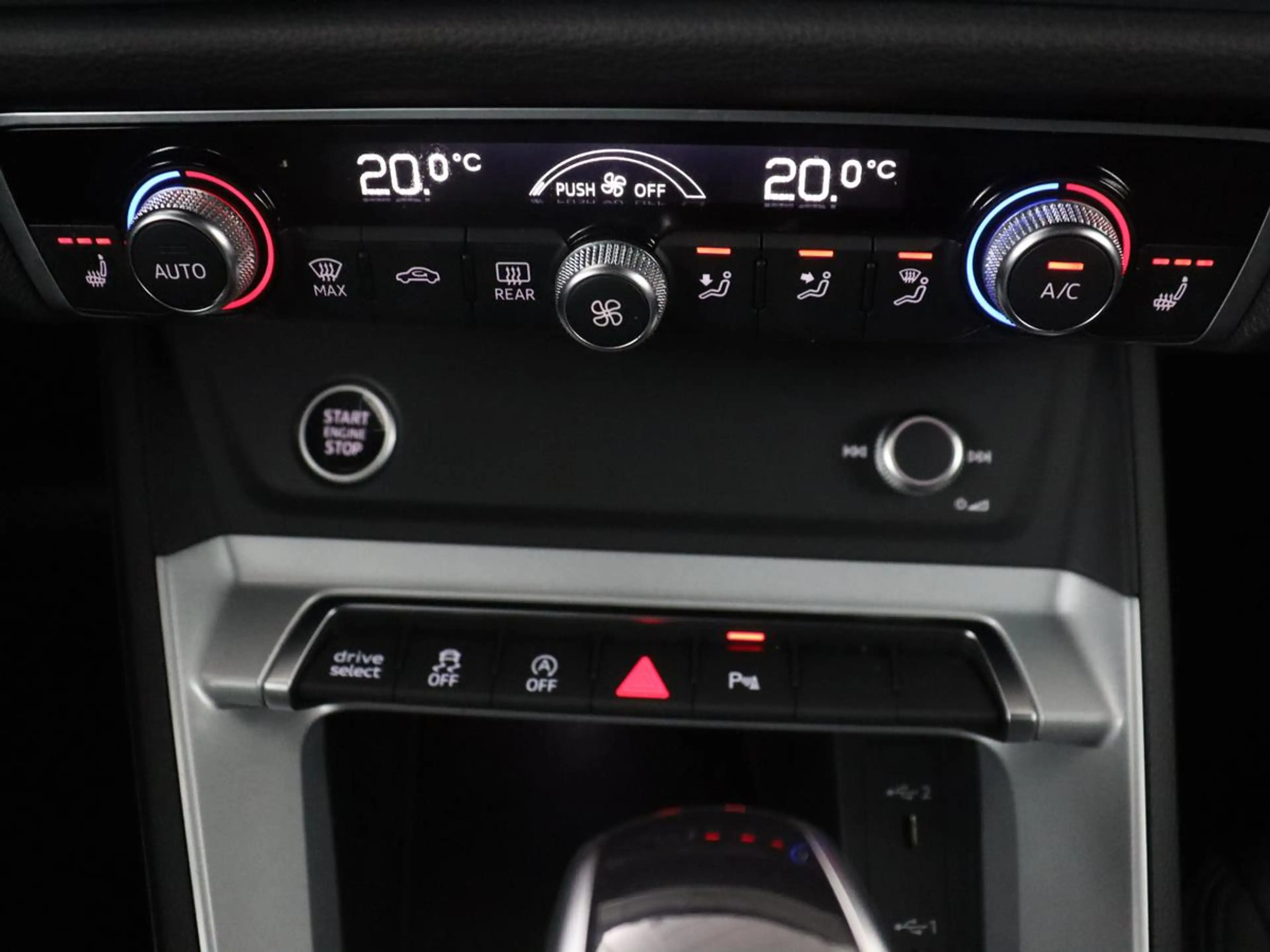 Audi Q3 35 TFSI S edition | Leder | Virtual Dashboard | Ca — photo 28