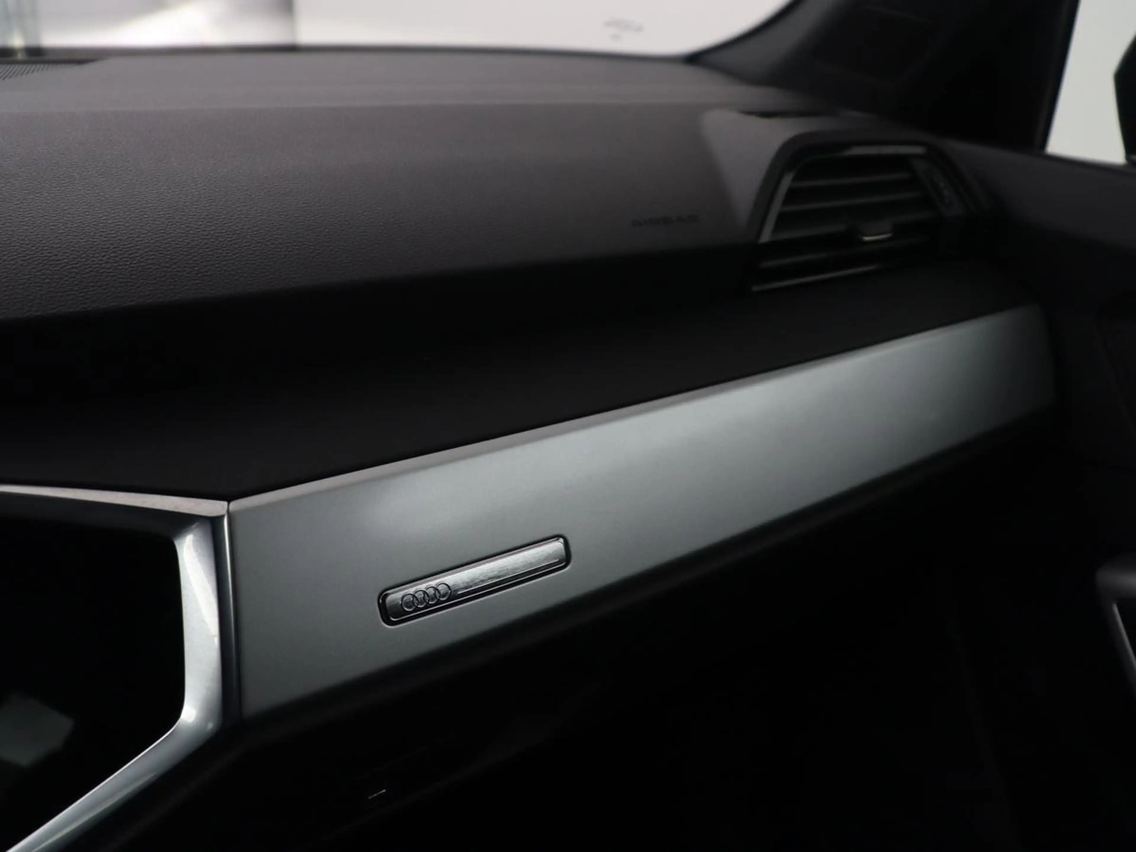 Audi Q3 35 TFSI S edition | Leder | Virtual Dashboard | Ca — photo 22