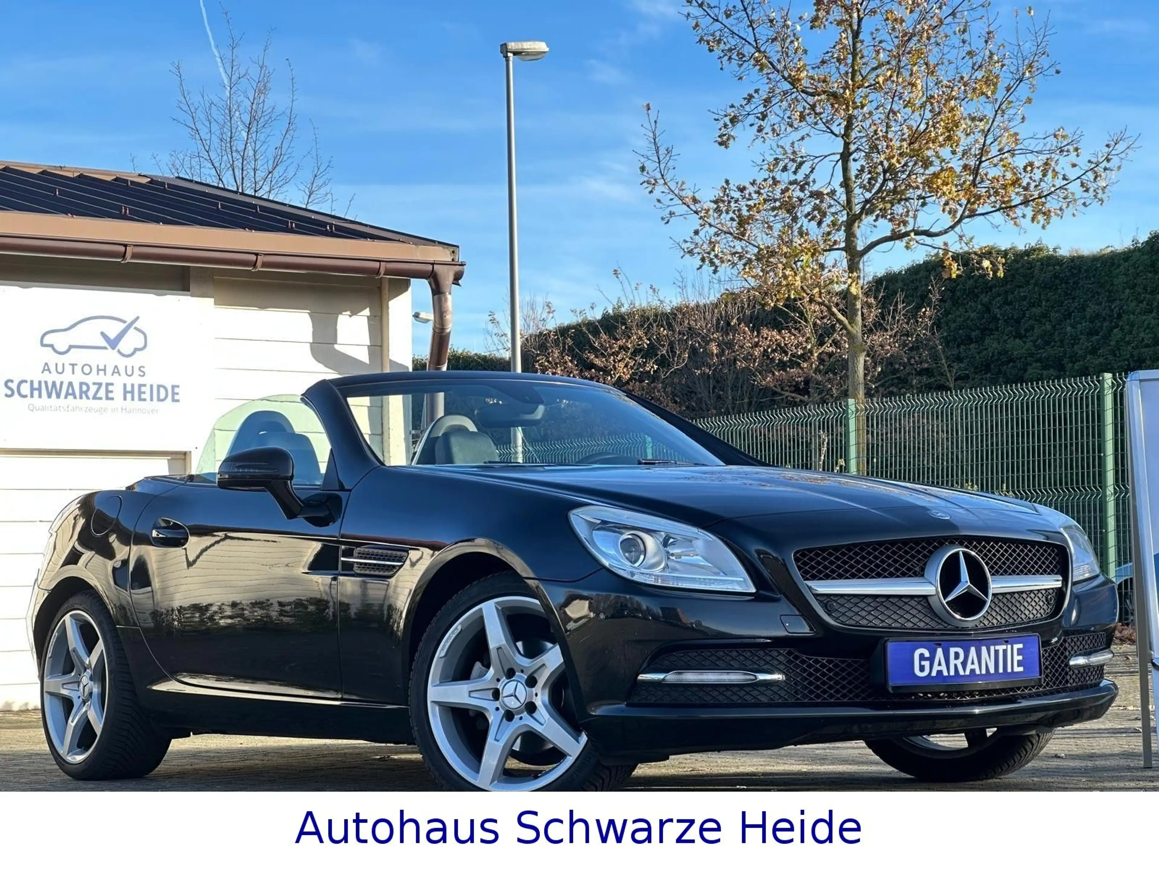 Mercedes-Benz SLK 200 Roadster AMG*SPORT*APPLECARPLAY*GEPFLEGT