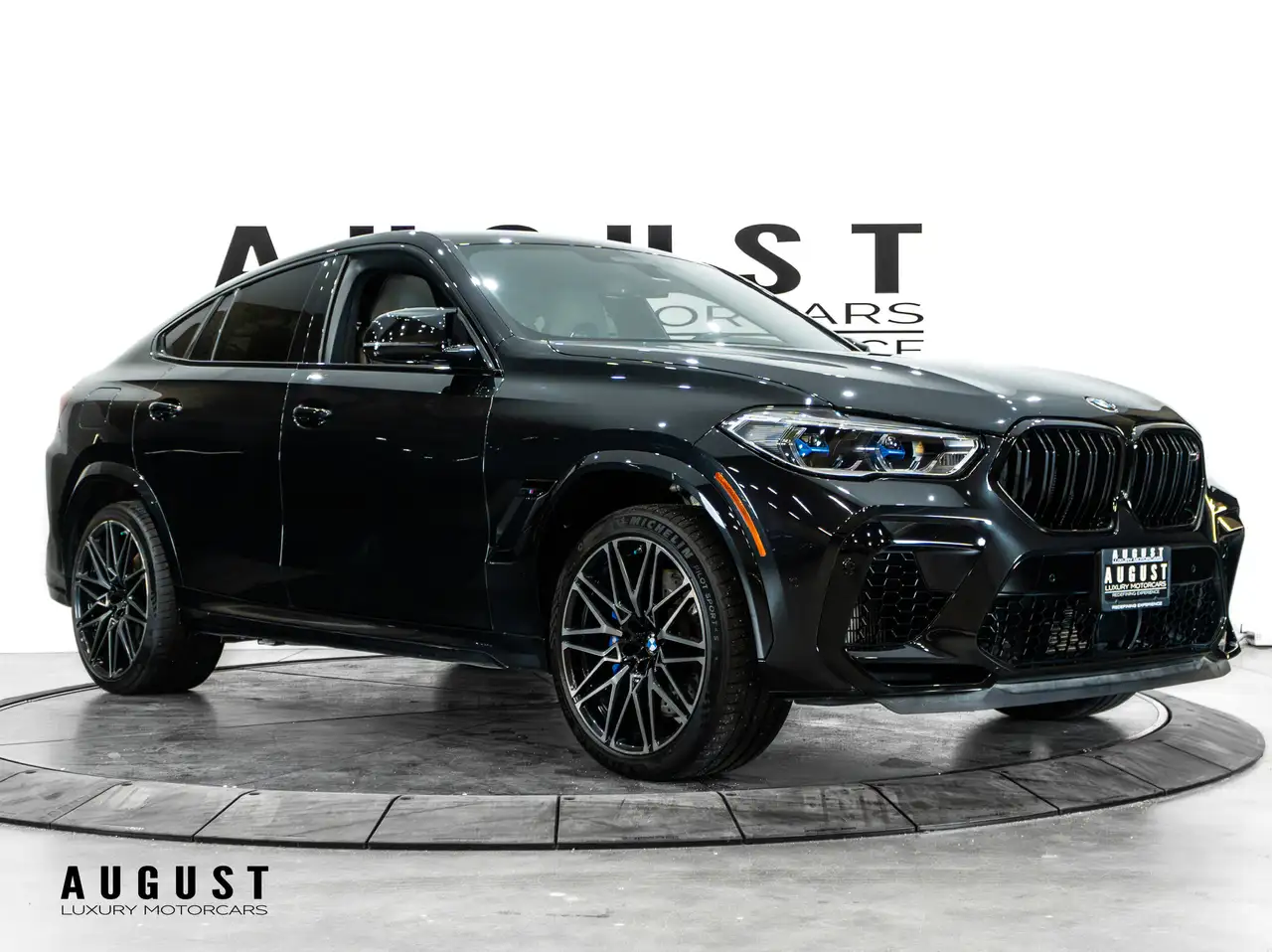 BMW X6 M снимка BMW X6 M