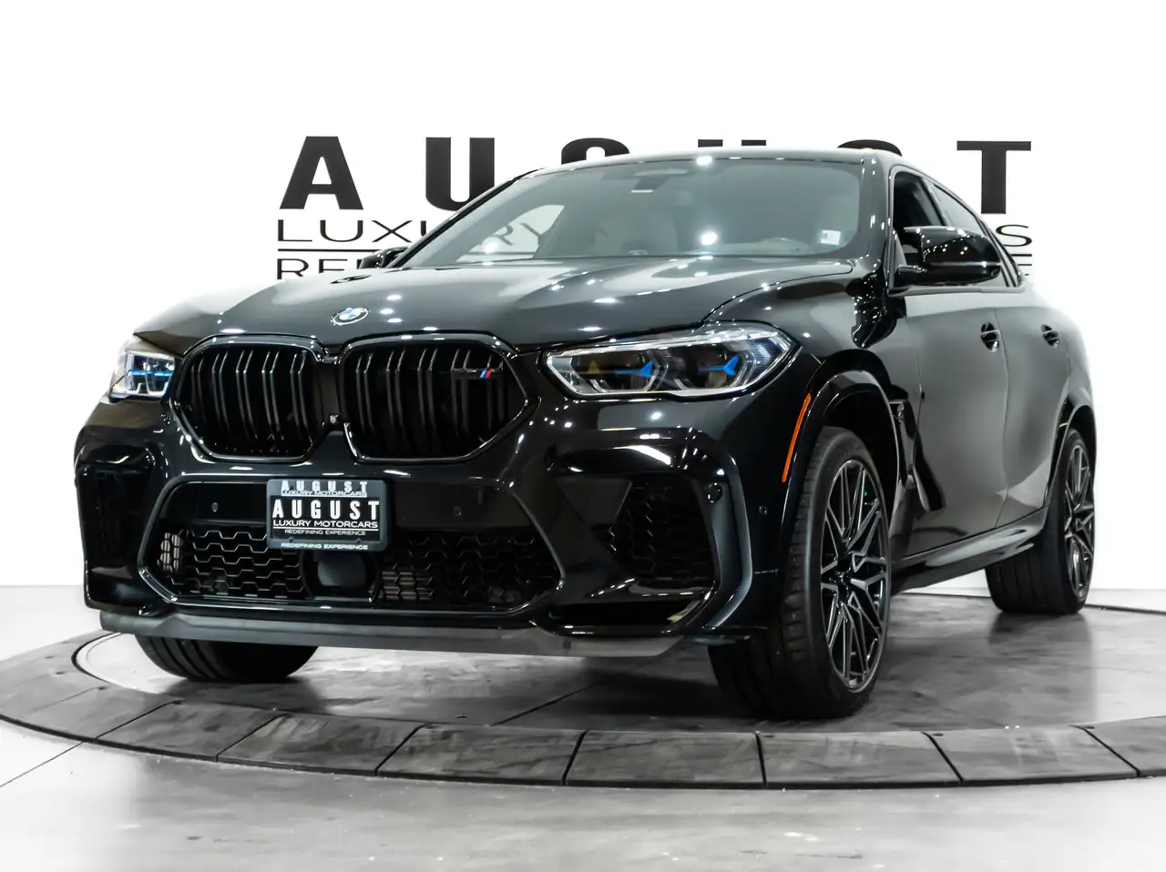 BMW X6 M снимка BMW X6 M