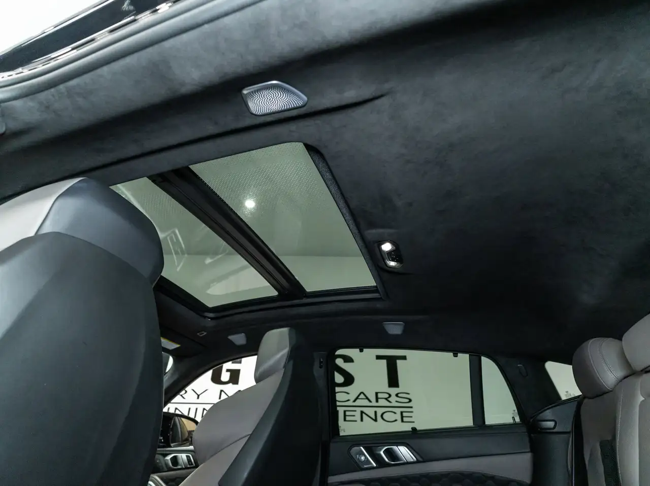 BMW X6 M снимка BMW X6 M