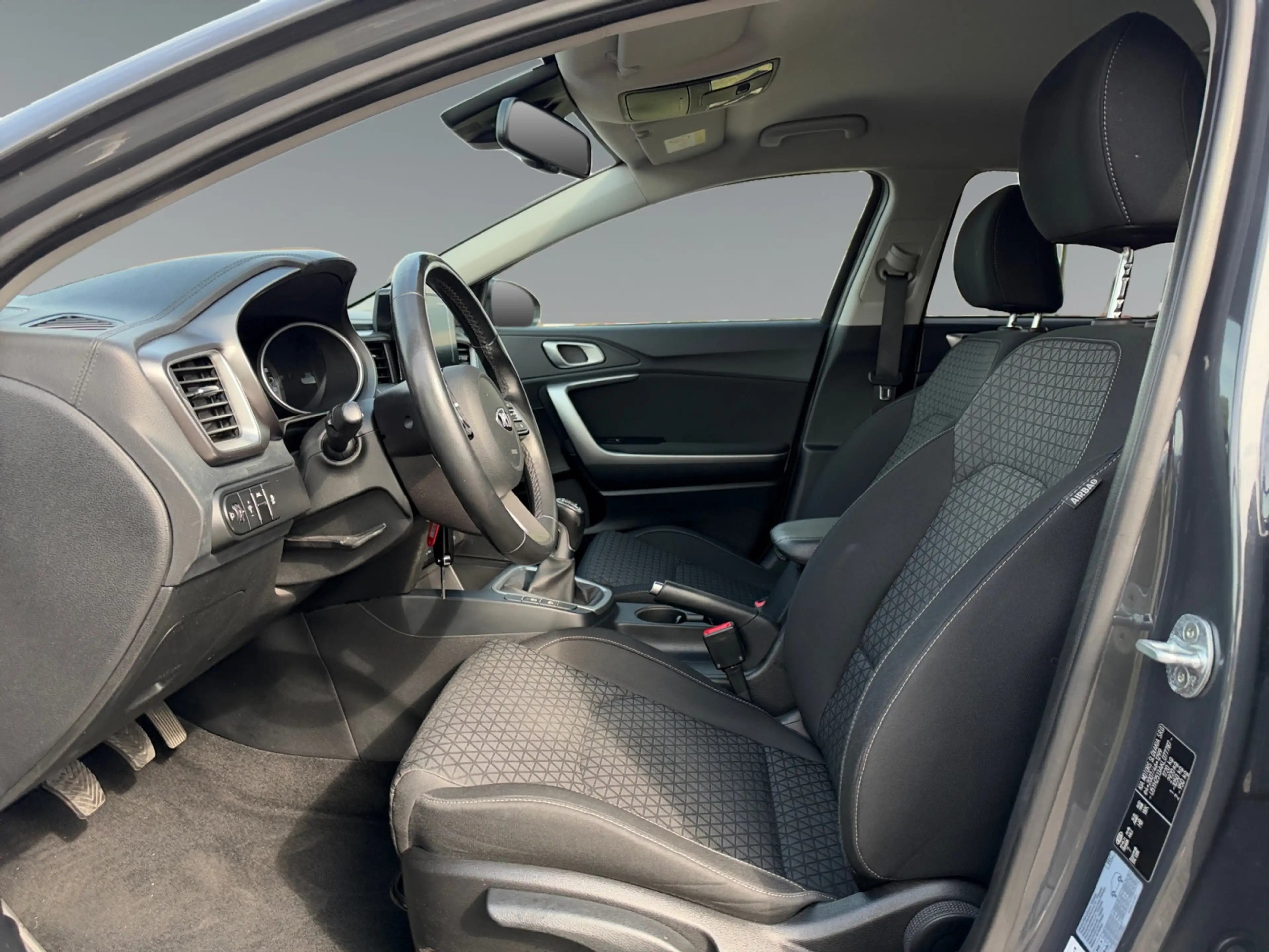 Kia Ceed / cee'd Ceed — photo 9