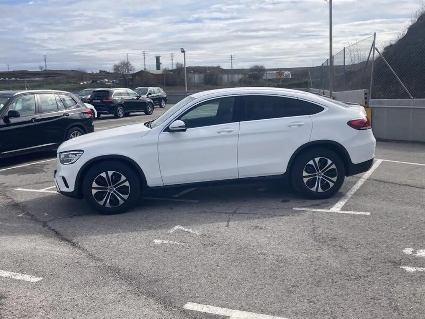Mercedes-Benz GLC 220 GLC 220 d 4Matic 9G-TRONIC   143 kW / 194 - 2