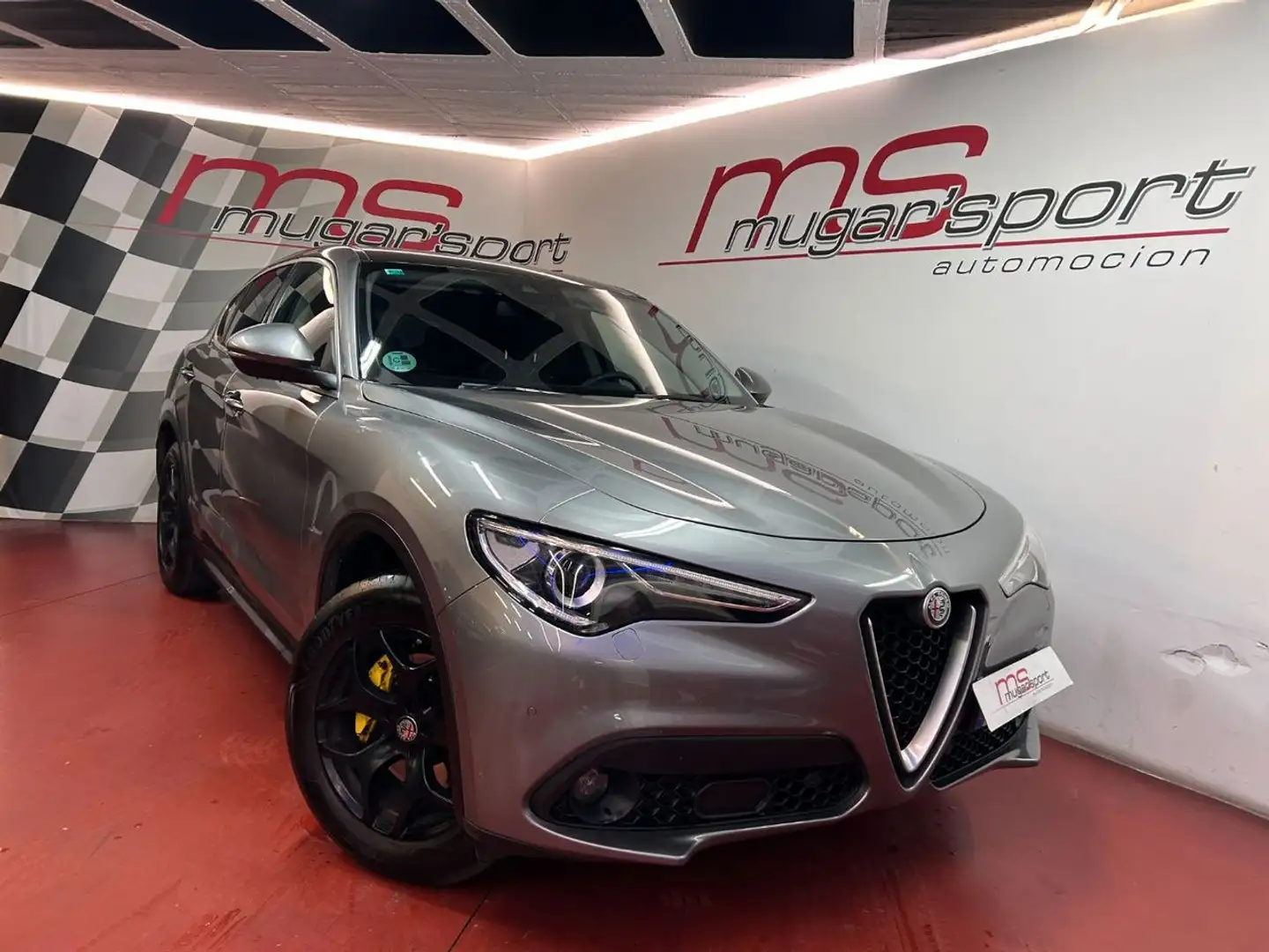Alfa Romeo Stelvio 2.2 Diesel 154kW 210CV Executive Q4 Grau - 1