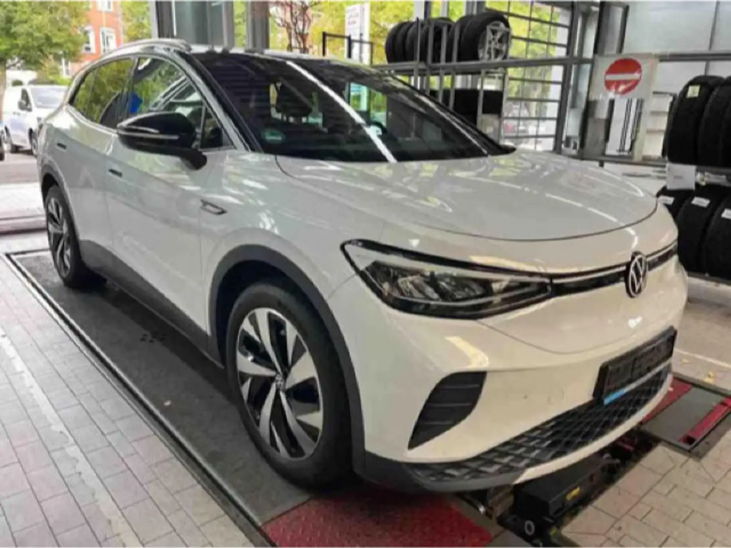 Volkswagen ID.4 Pro Navi LED DAB+ FrontAssist Weiß - 2