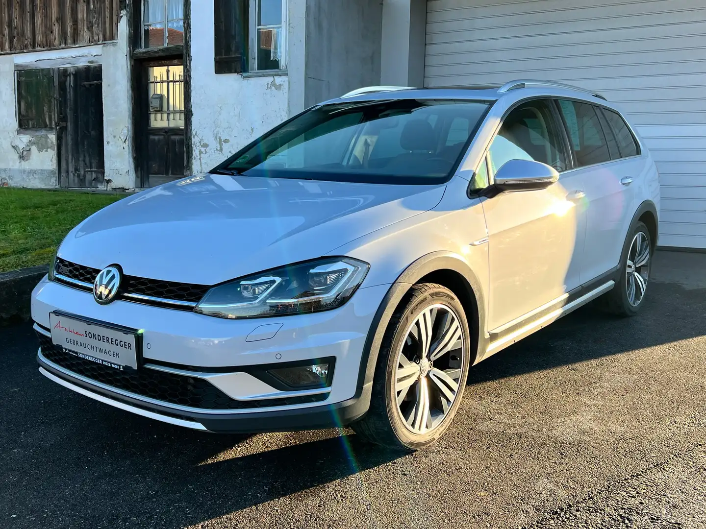 Volkswagen Golf Variant 2,0 TDI 4 Motion Alltrack Weiß - 2