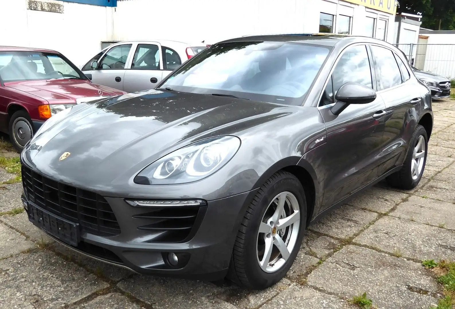porsche macan