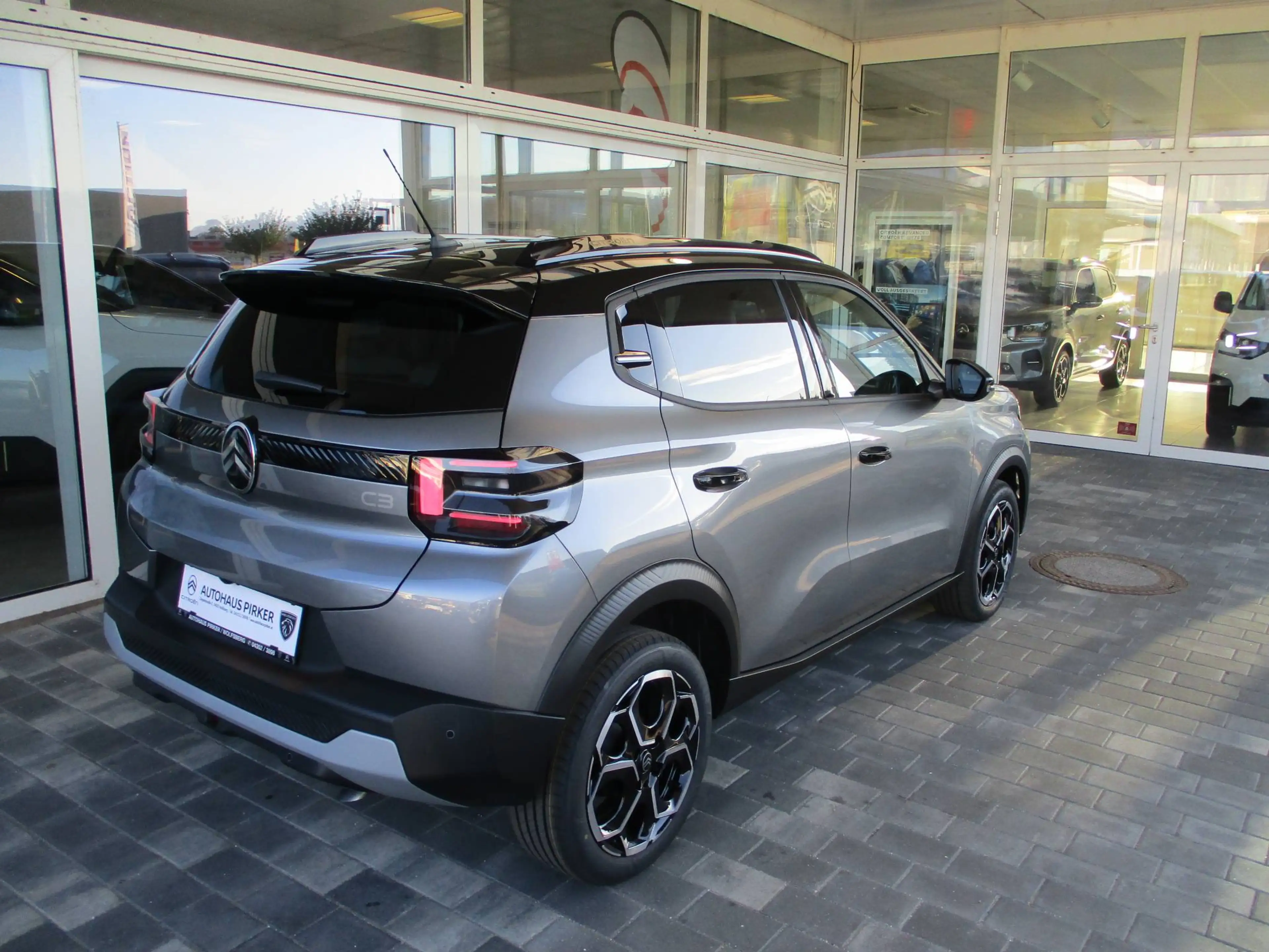 Citroen C3 Turbo 100 MAX — photo 6