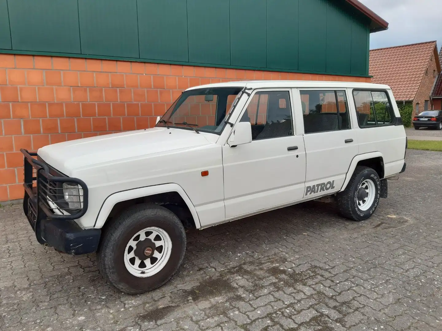 Nissan Patrol - 260 - 2,8 Turbo - Diesel lang -7 Sitzer Blanc - 1