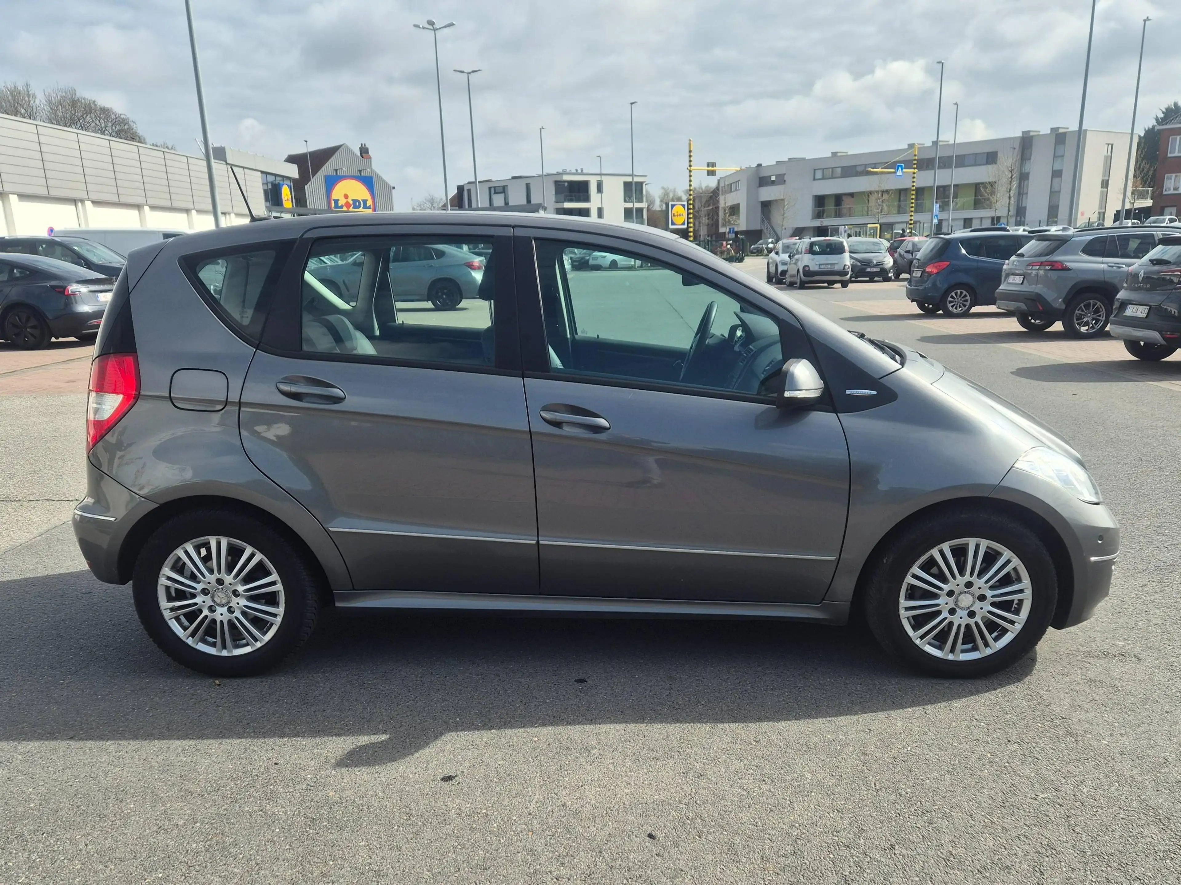 Mercedes-Benz A 160 boîte automatique prêt immatriculer essence ⛽️ — photo 4