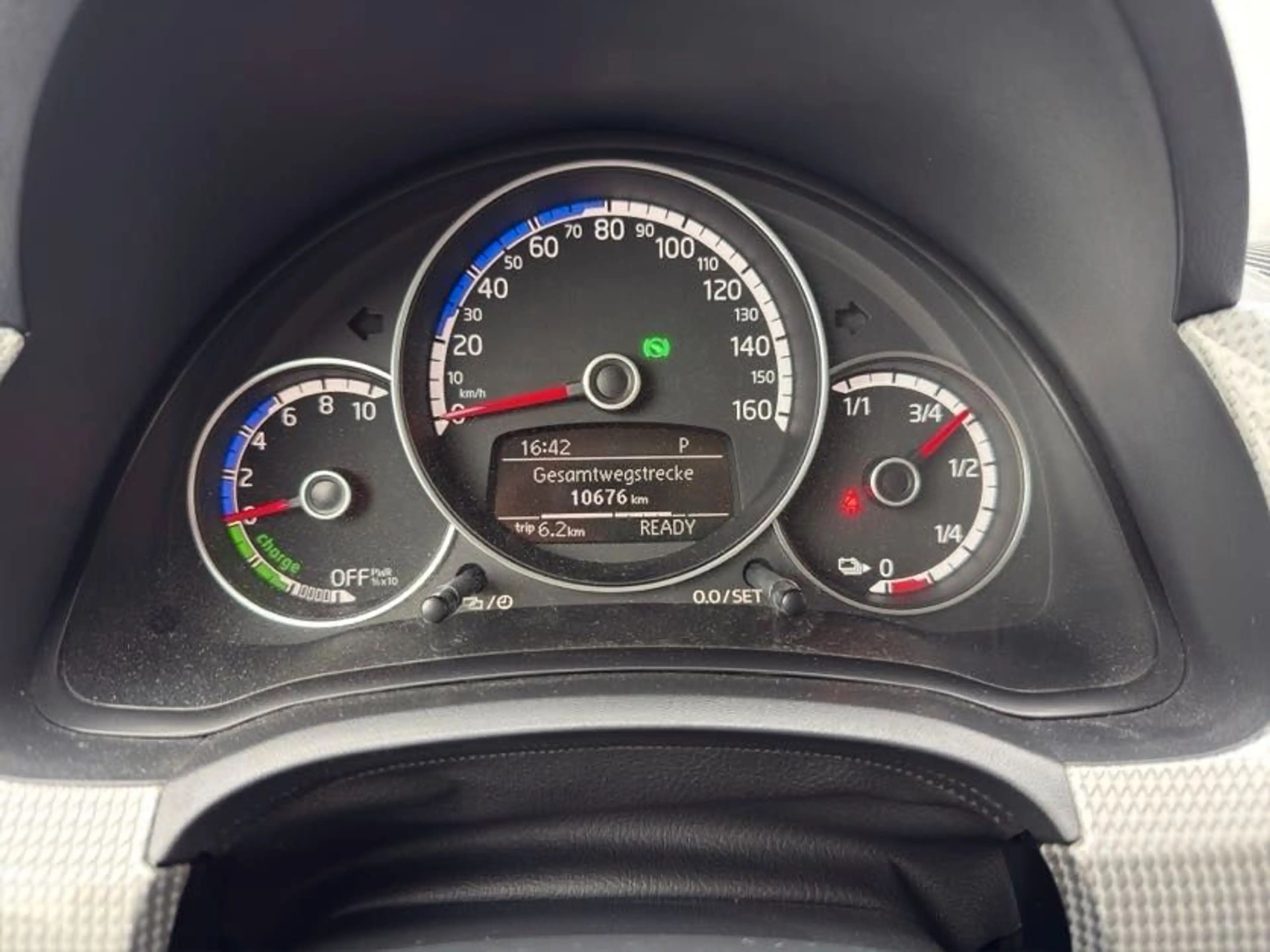 Volkswagen up! VW e-up! Move | 95,3 % SOH | CCS | Kamera | SHZ — photo 5