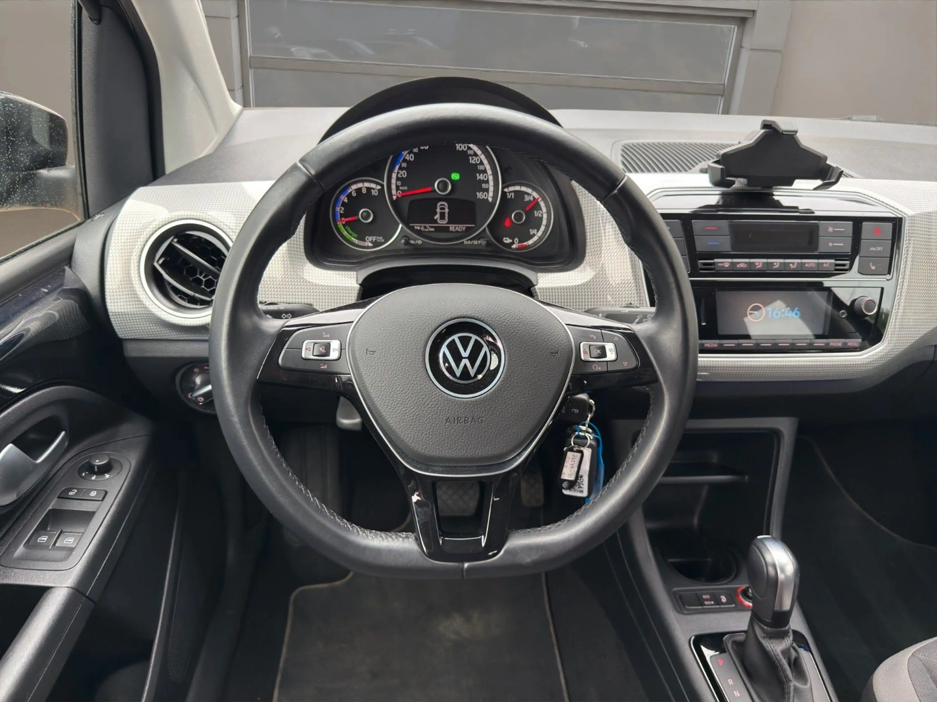 Volkswagen up! VW e-up! Move | 95,3 % SOH | CCS | Kamera | SHZ — photo 4