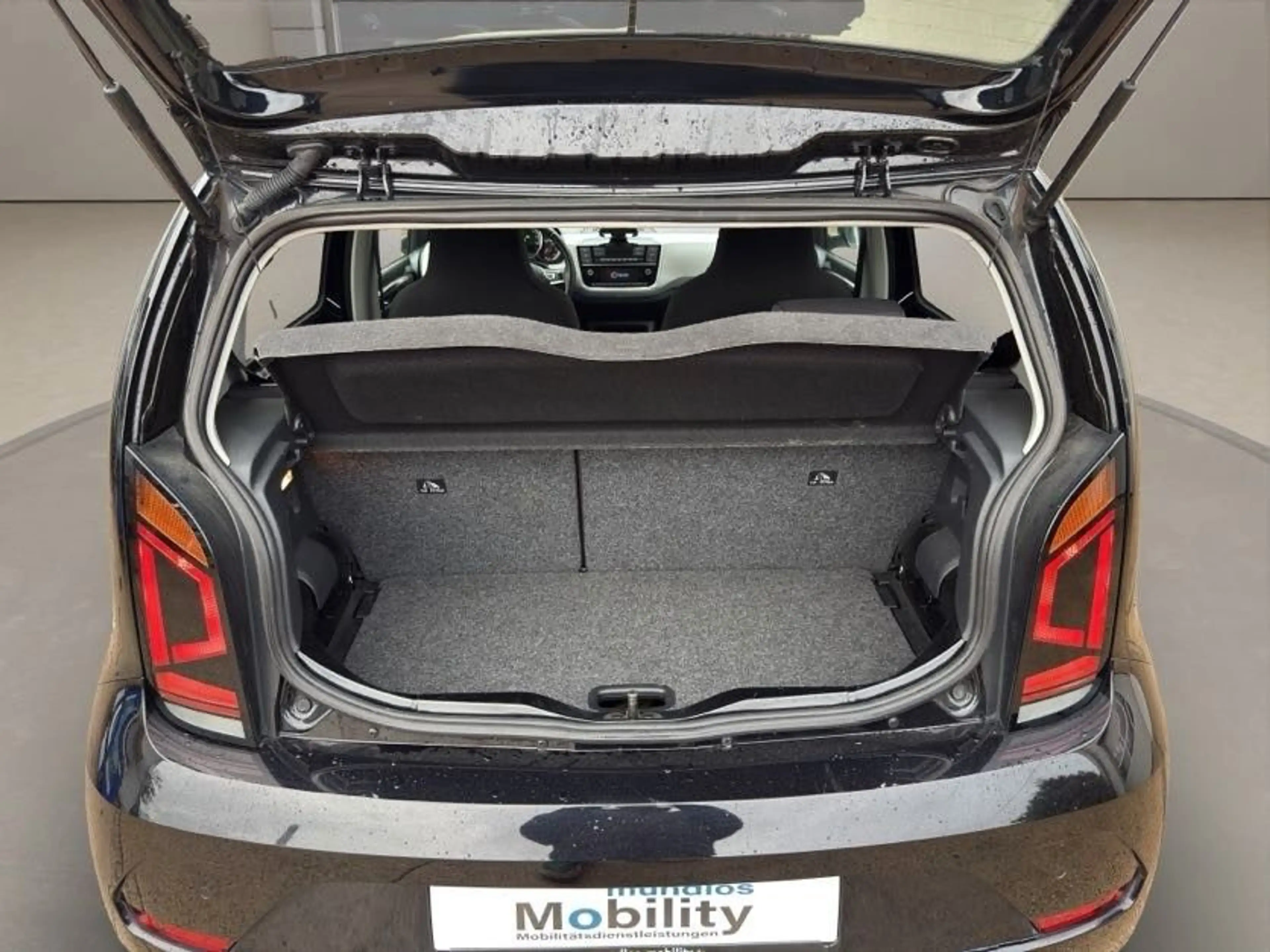 Volkswagen up! VW e-up! Move | 95,3 % SOH | CCS | Kamera | SHZ — photo 12