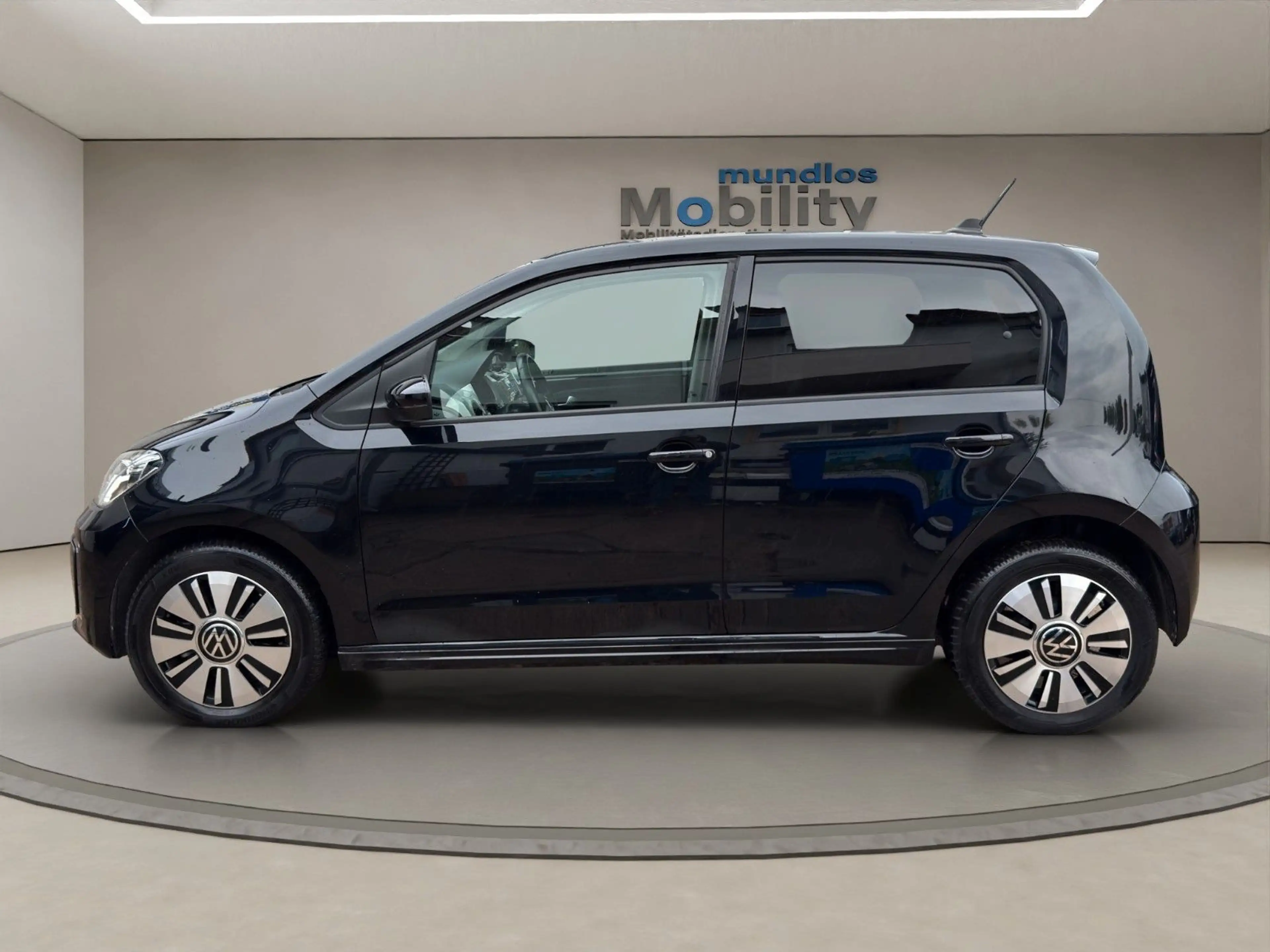 Volkswagen up! VW e-up! Move | 95,3 % SOH | CCS | Kamera | SHZ — photo 2