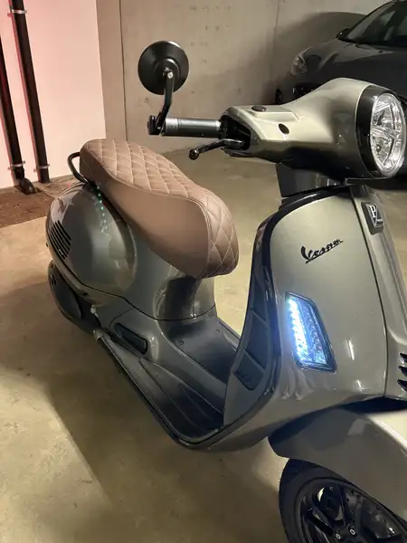 Vespa GTS Super Sport 300 - foto 5