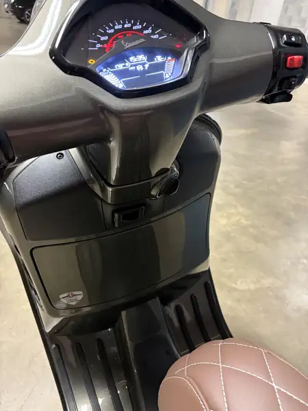 Vespa GTS Super Sport 300 - foto 6