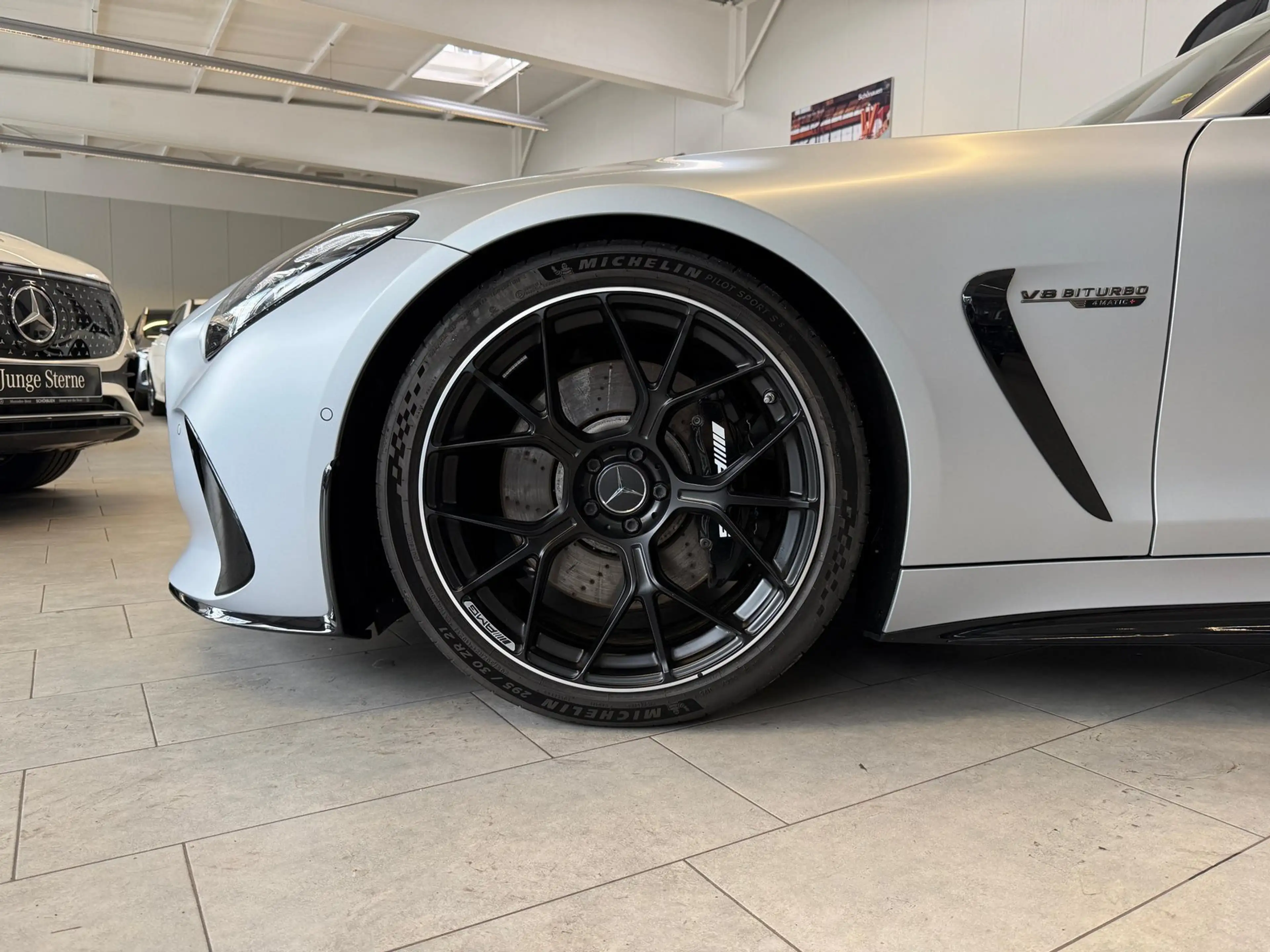 Mercedes-Benz AMG GT GT 63 4M+ AERO+PERF+LIFT+HUD+PANO+BURM+DISTR+360 — photo 4