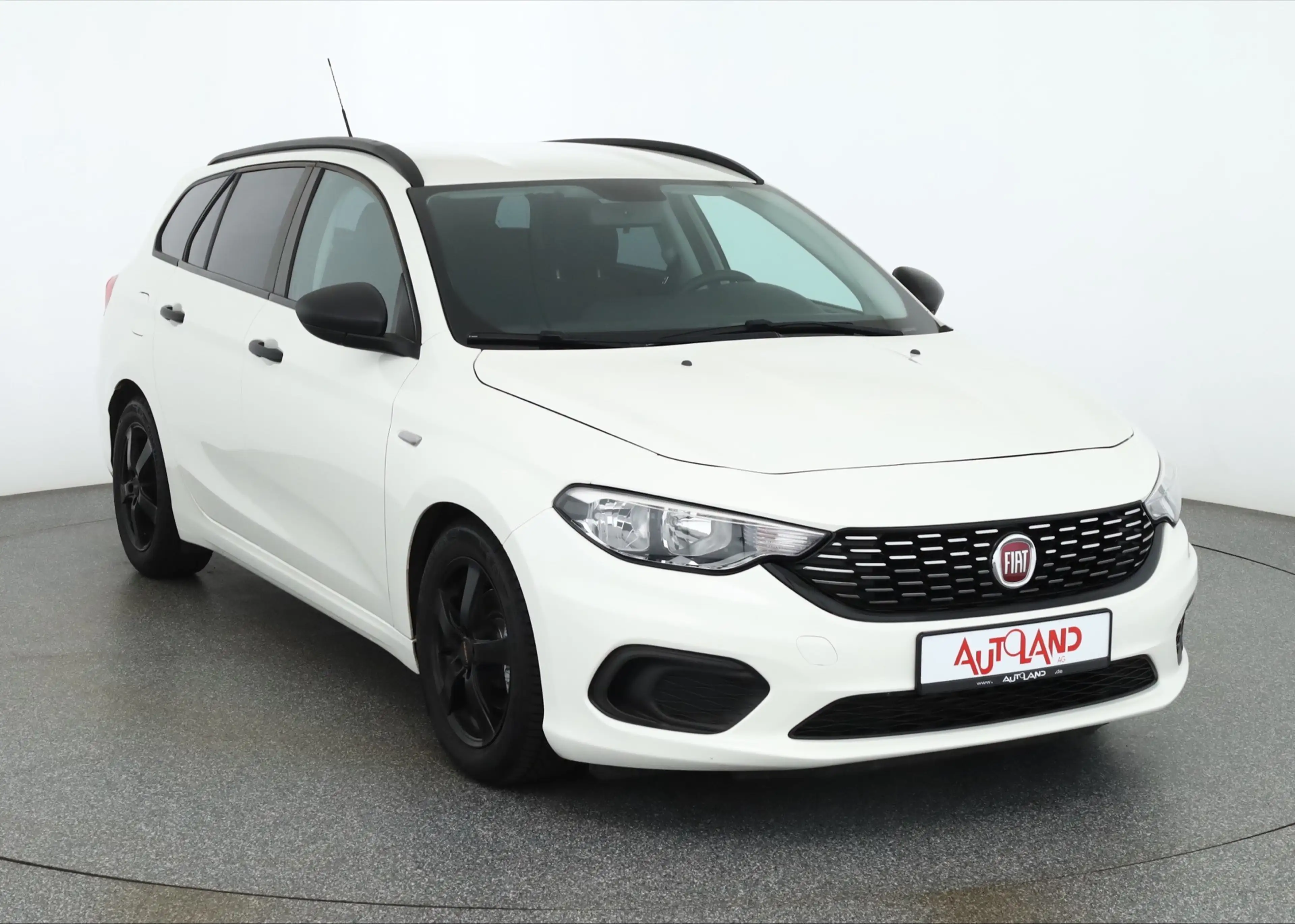 Fiat Tipo Kombi 1.4 T-Jet Klima Tempomat PDC DAB — photo 7