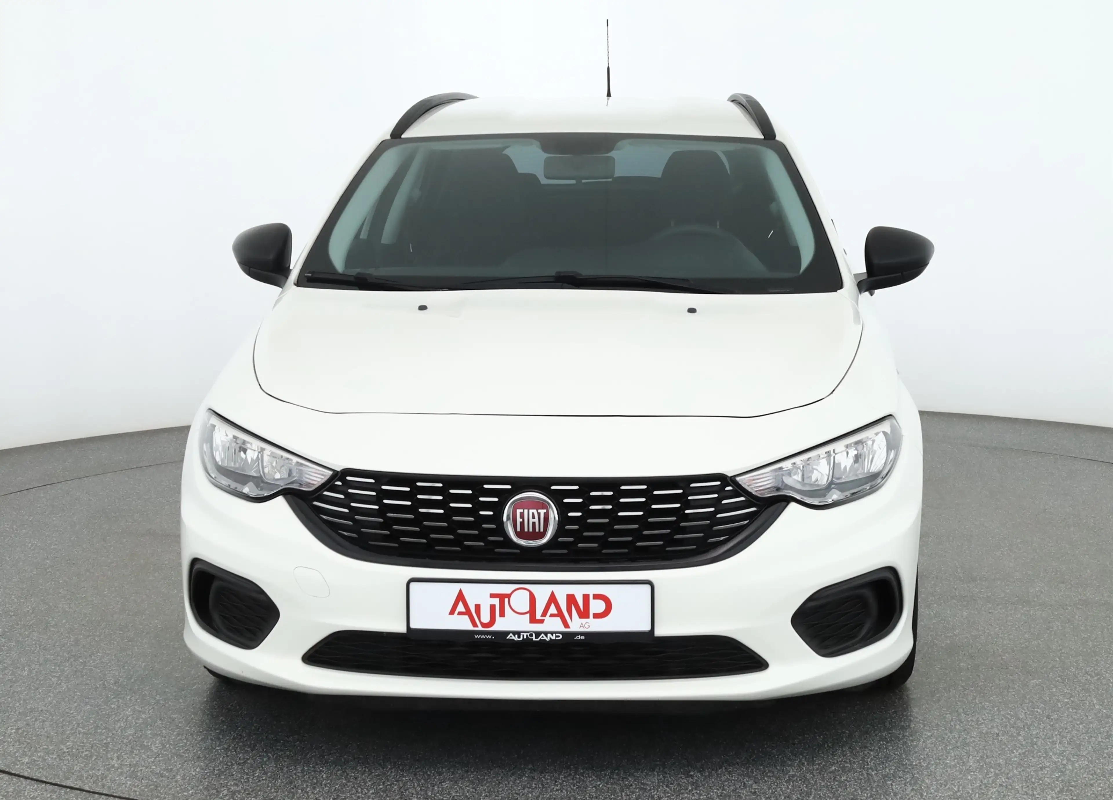 Fiat Tipo Kombi 1.4 T-Jet Klima Tempomat PDC DAB — photo 8