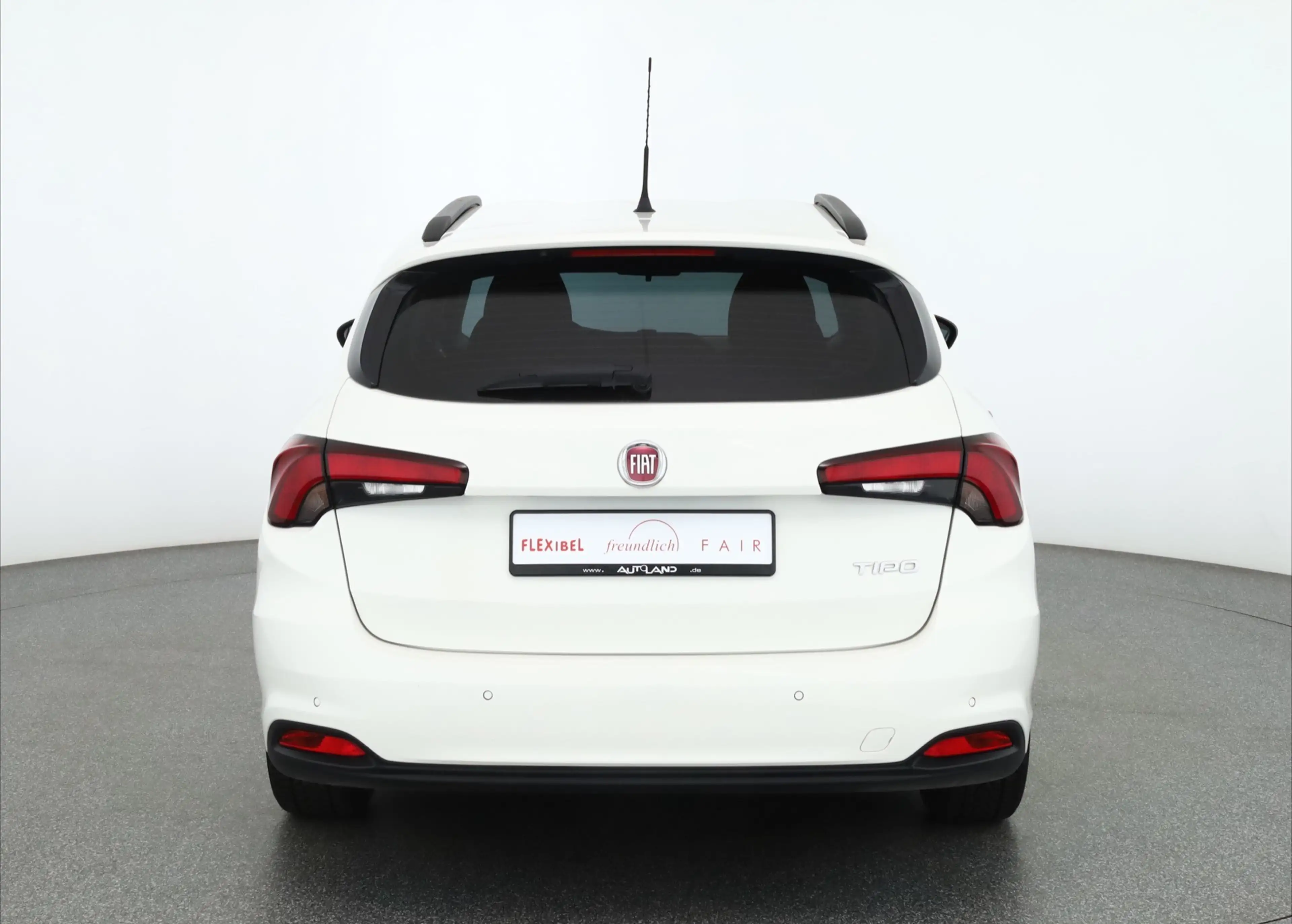 Fiat Tipo Kombi 1.4 T-Jet Klima Tempomat PDC DAB — photo 4