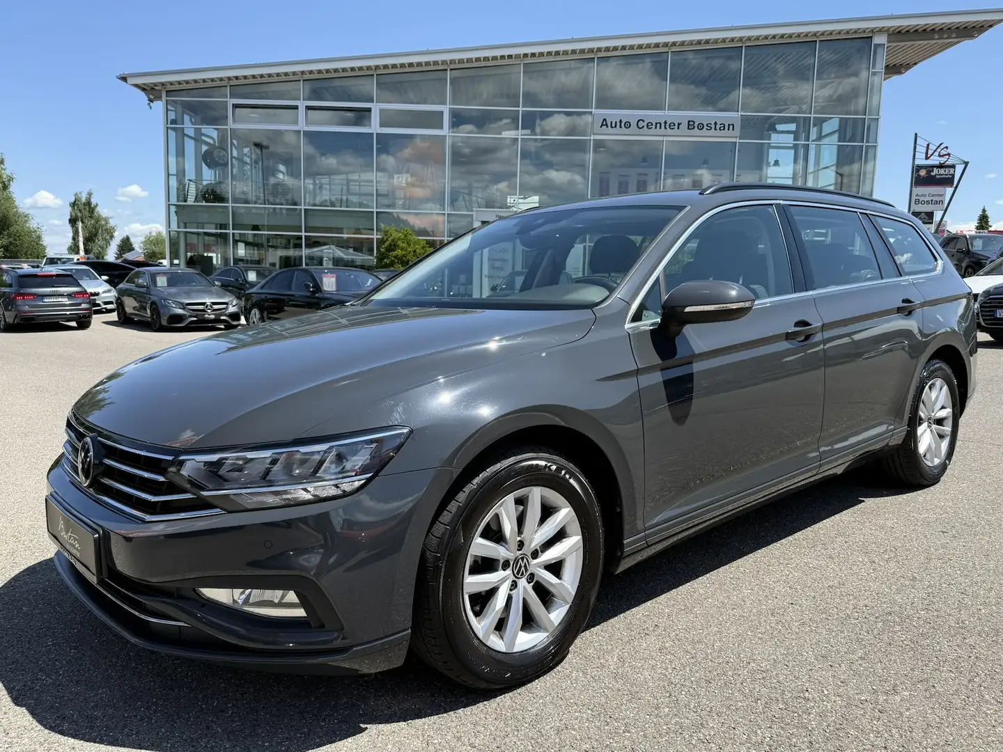 Volkswagen Passat 2.0 TDI BUSINESS/DSG/STANDHEIZUNG/1.HAND Grau - 2